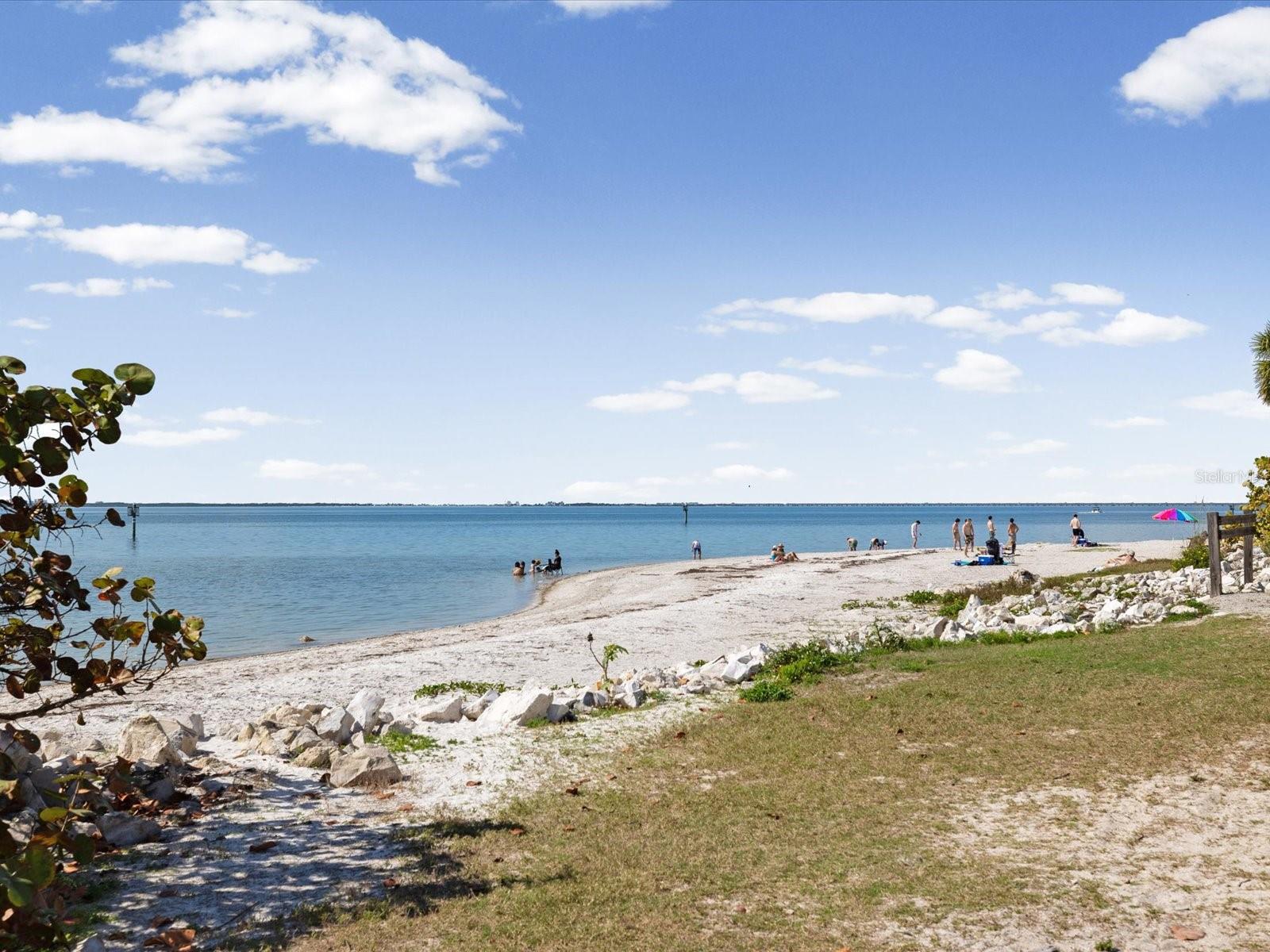 Image 62 of 76 For 5002 Idaho Street