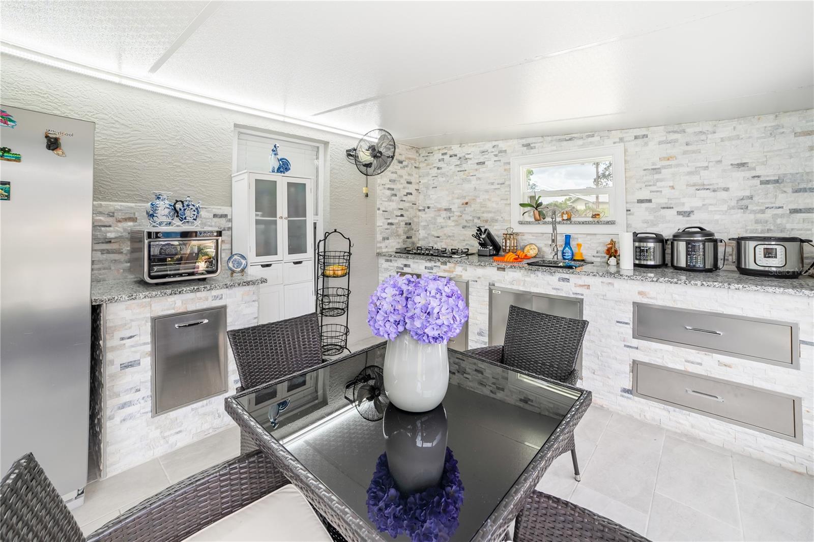 Listing photo id 20 for Address Not Provided