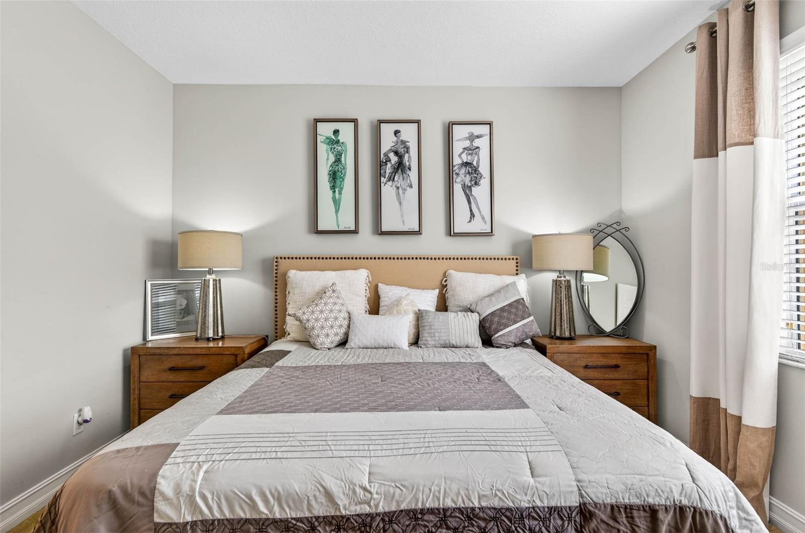 Image 20 of 44 For 15812 Aurora Lake Circle