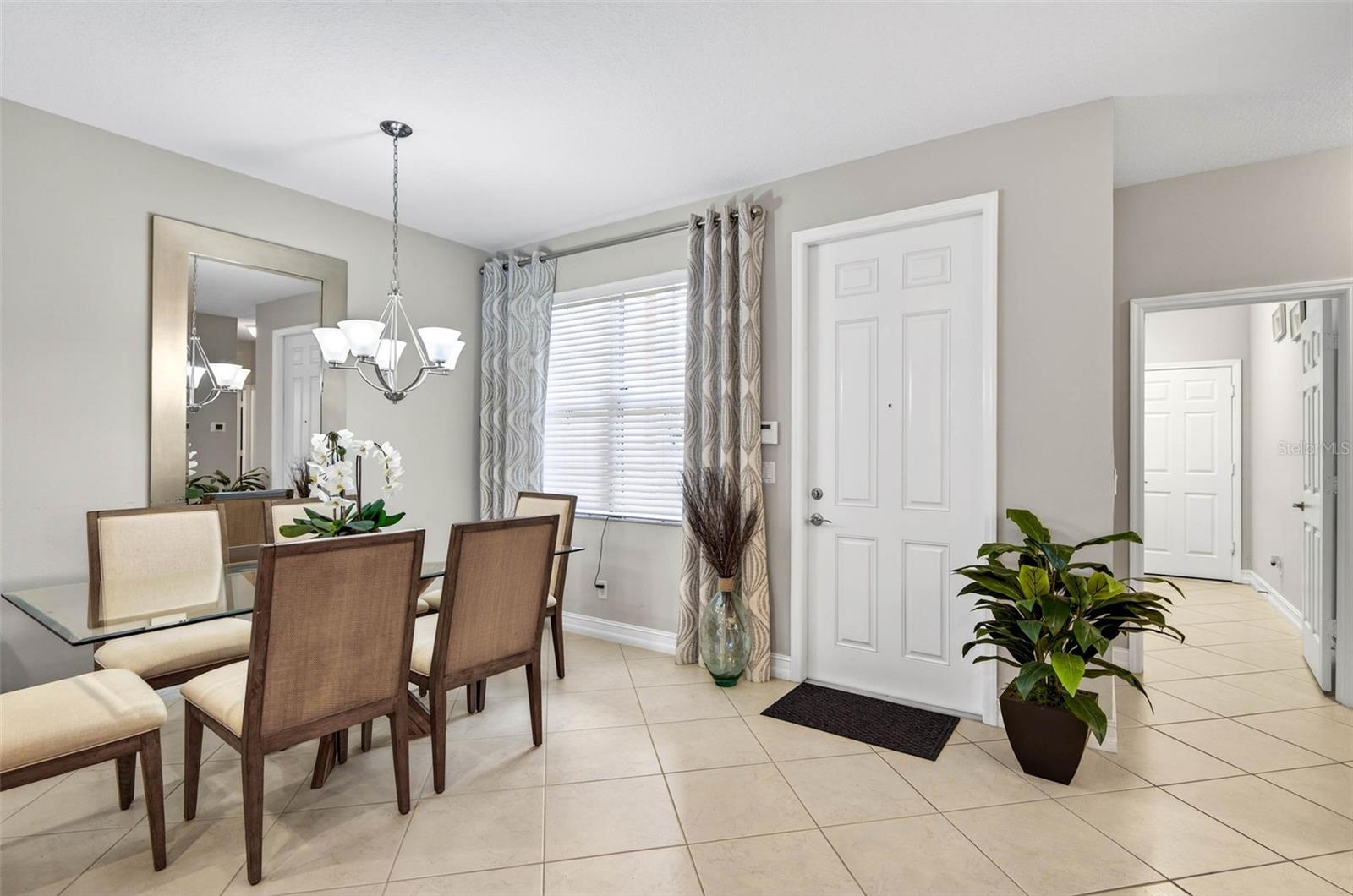 Image 5 of 44 For 15812 Aurora Lake Circle