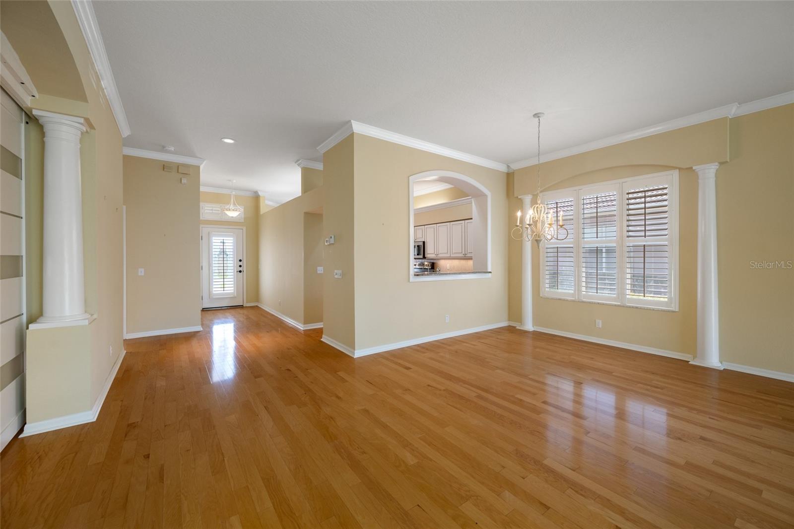 Image 27 of 59 For 3912 Silk Oak Lane