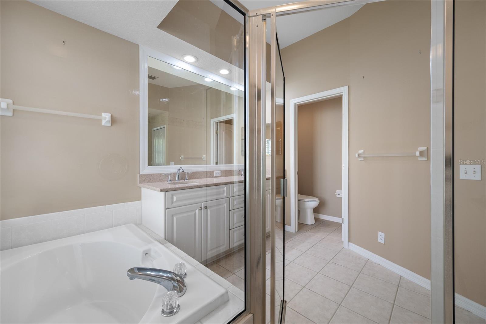 Image 38 of 59 For 3912 Silk Oak Lane