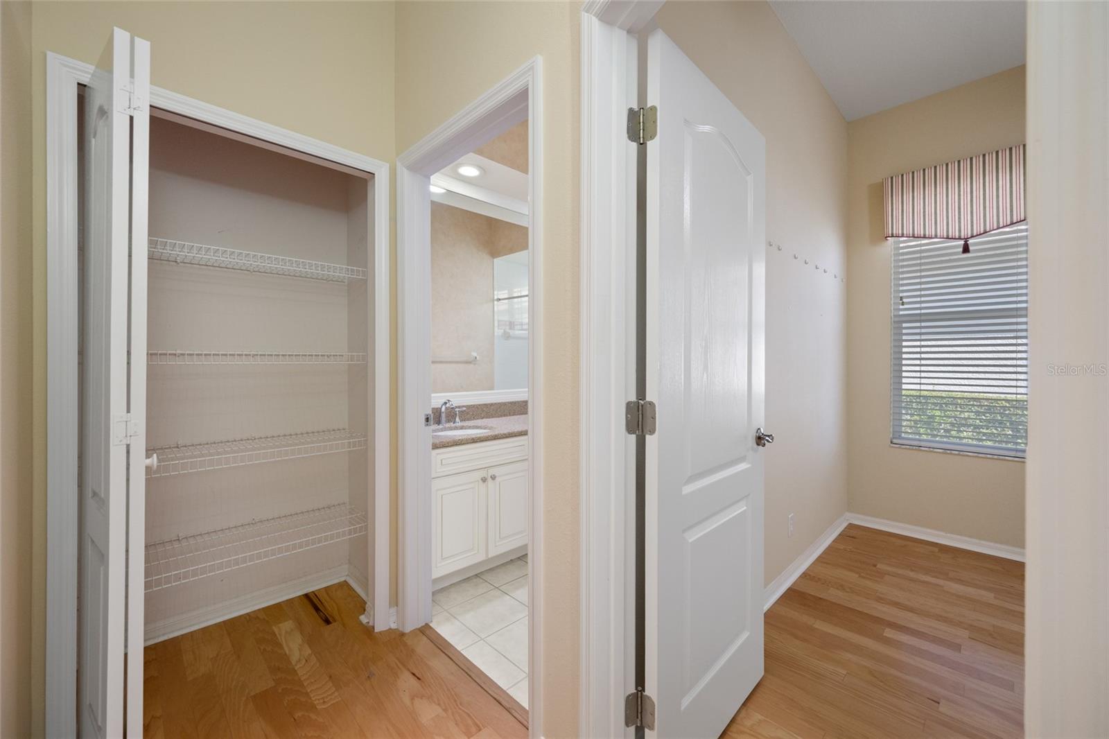 Image 52 of 59 For 3912 Silk Oak Lane