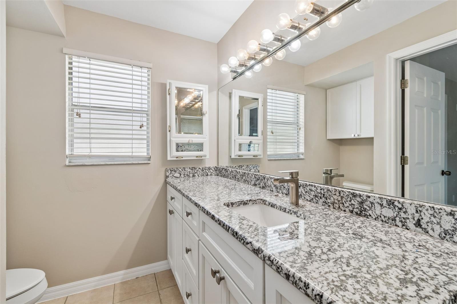 Image 16 of 36 For 2554 Rolling Oaks Drive