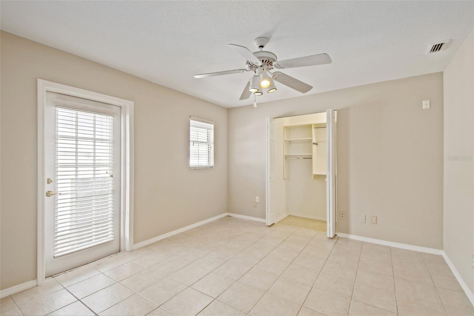 Image 19 of 36 For 2554 Rolling Oaks Drive