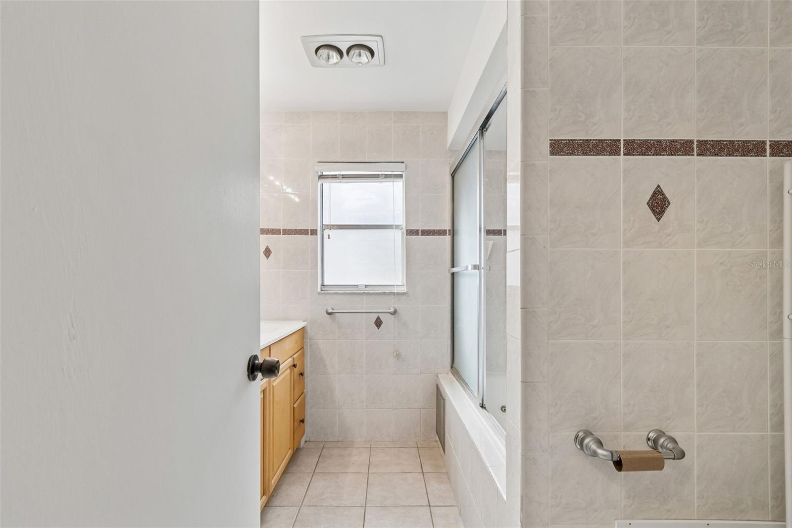 Image 22 of 36 For 2554 Rolling Oaks Drive