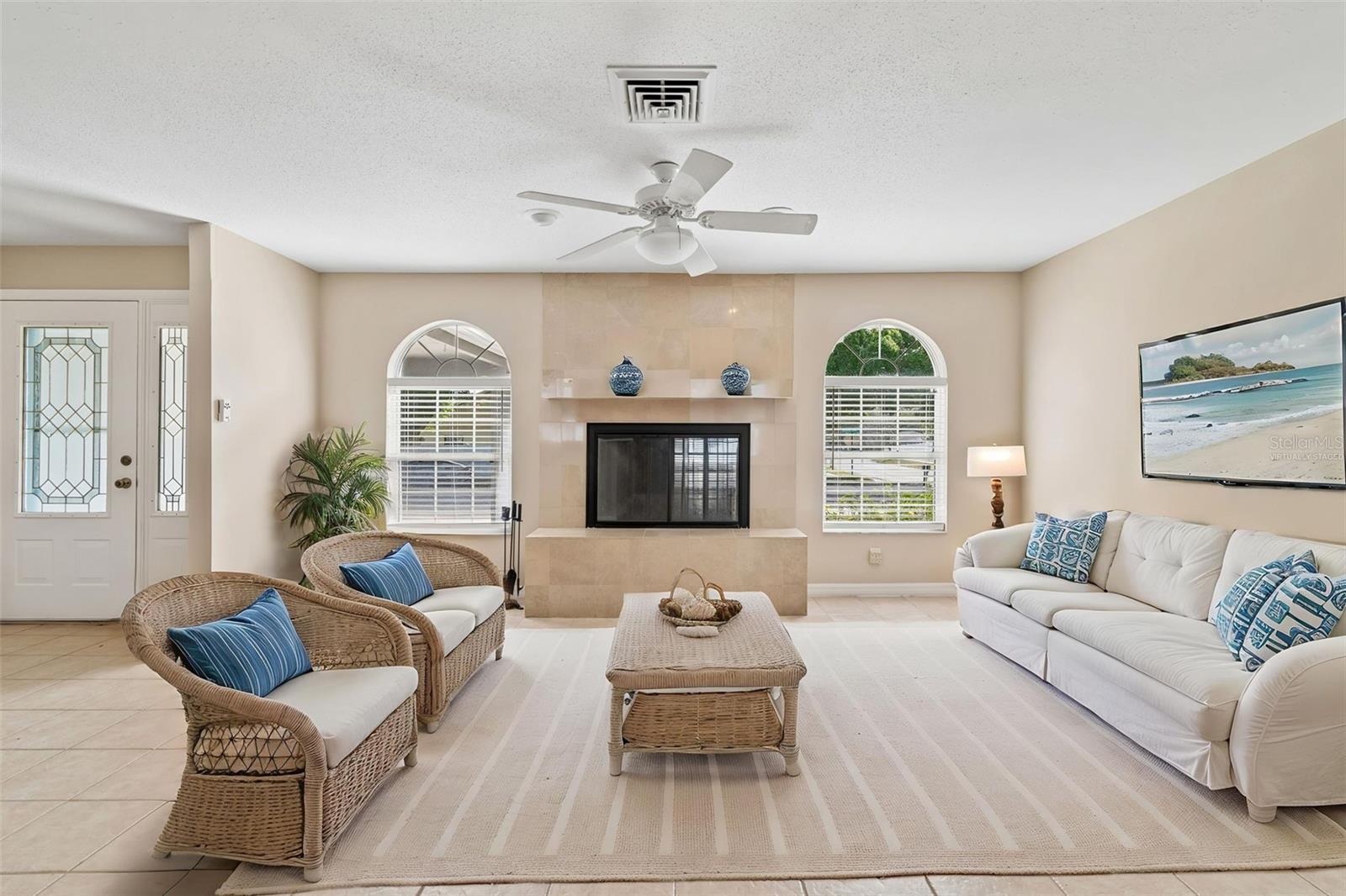 Image 7 of 36 For 2554 Rolling Oaks Drive