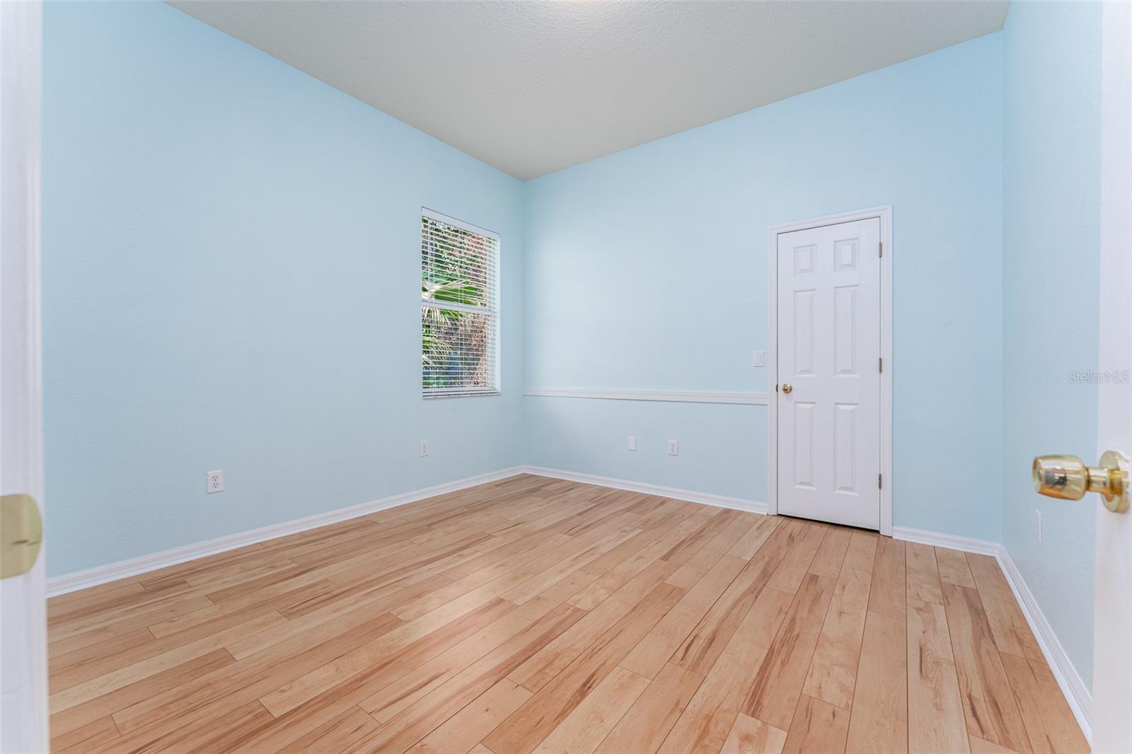 Image 23 of 34 For 5703 Eaglepoint Place