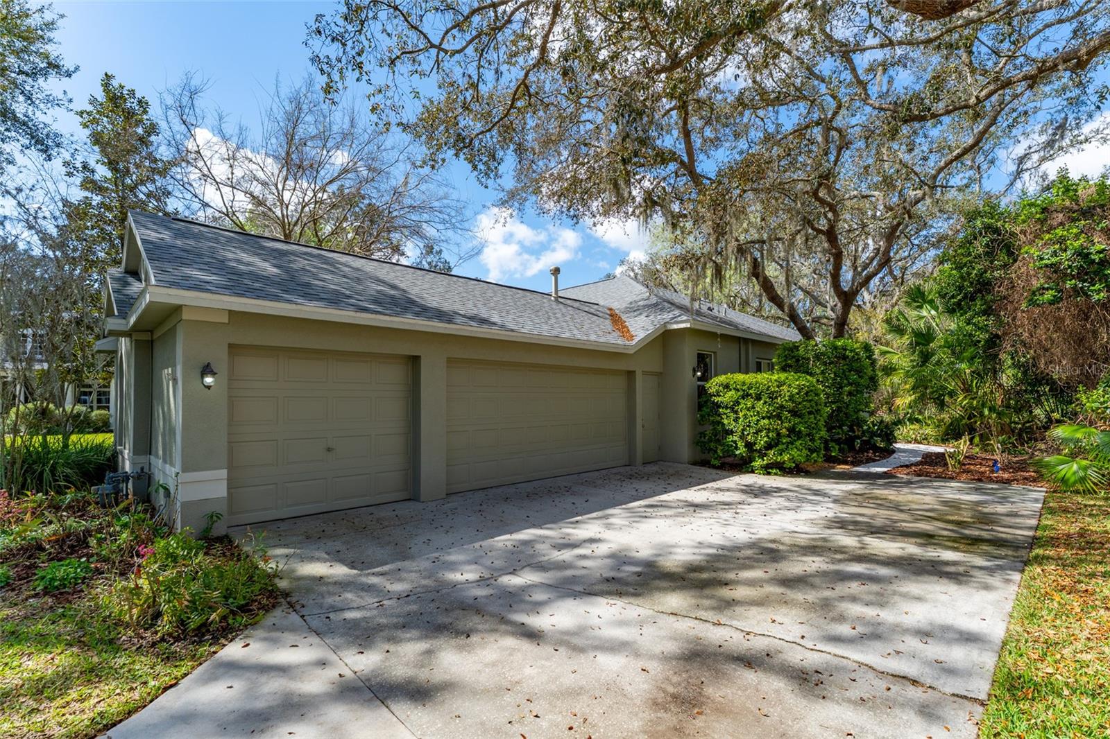 Image 6 of 34 For 5703 Eaglepoint Place