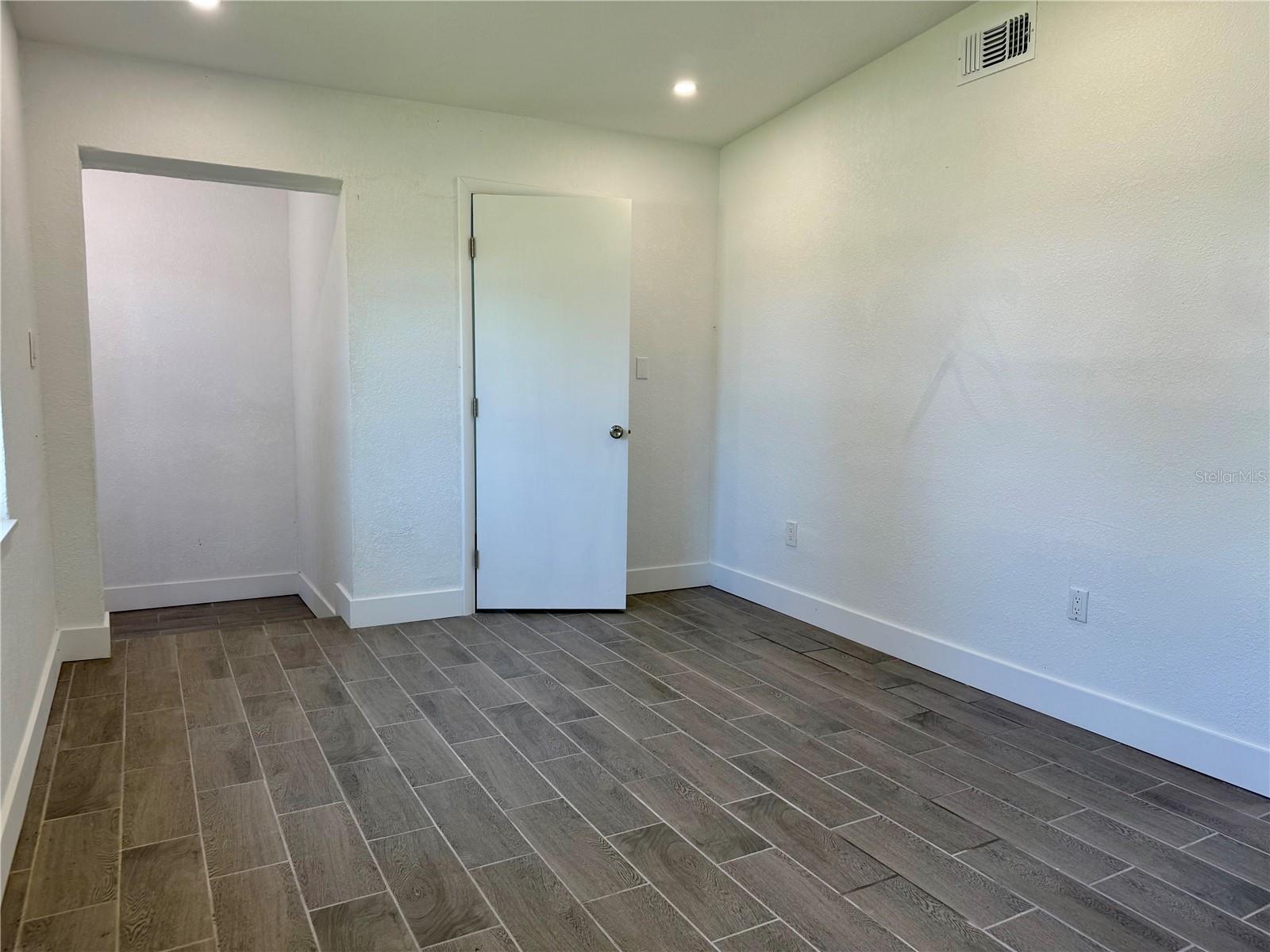 Image 5 of 30 For 3460 Normandy Drive