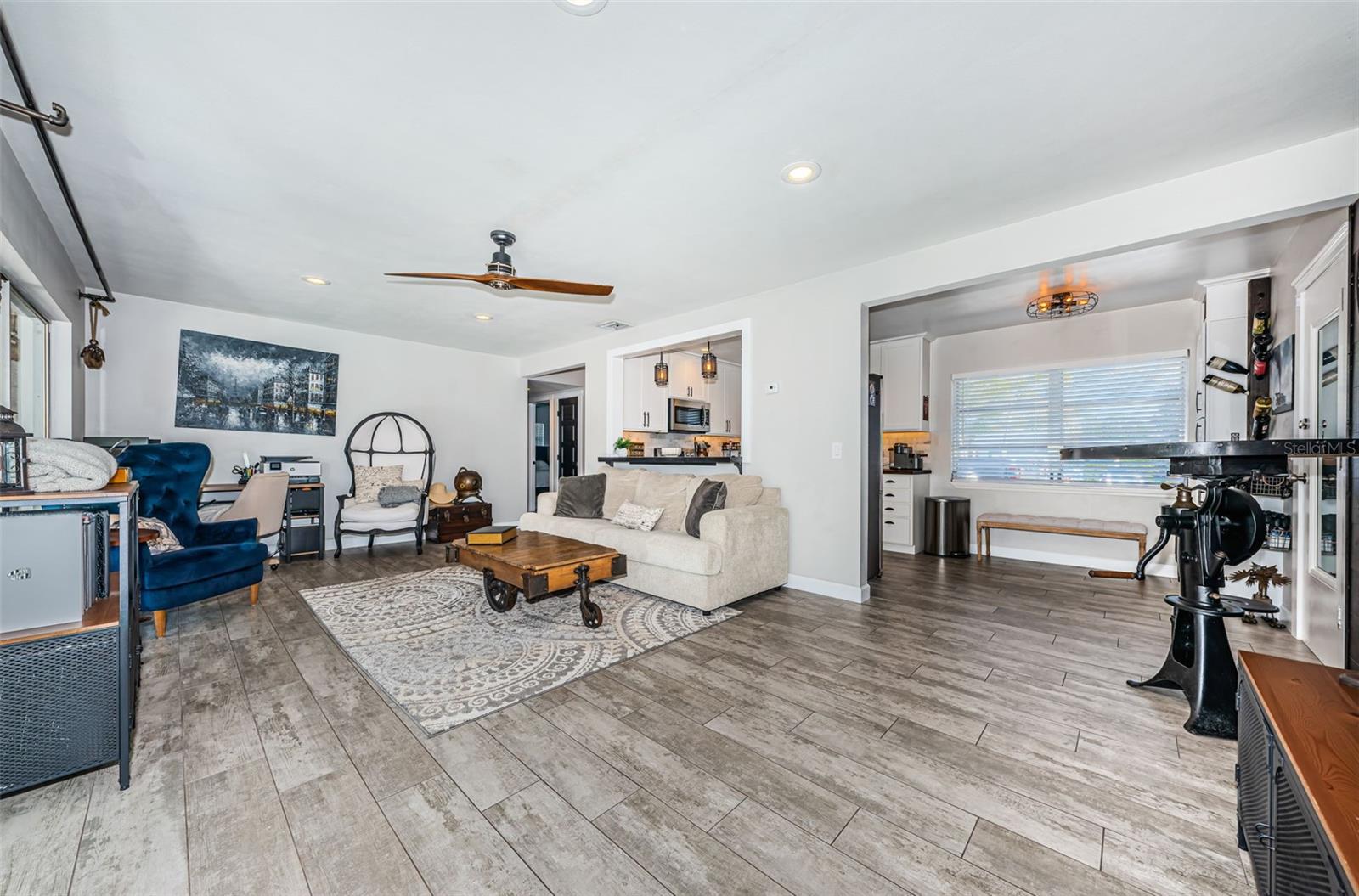 Image 14 of 53 For 1613 Elizabeth Lane