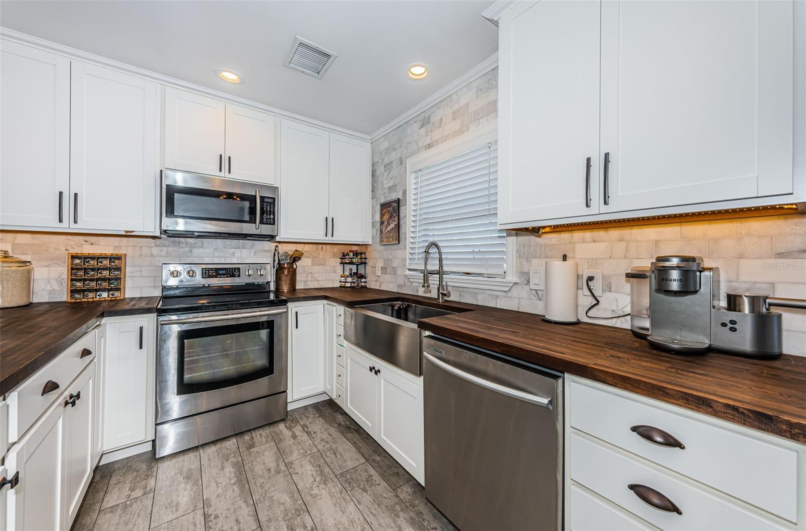 Image 19 of 53 For 1613 Elizabeth Lane