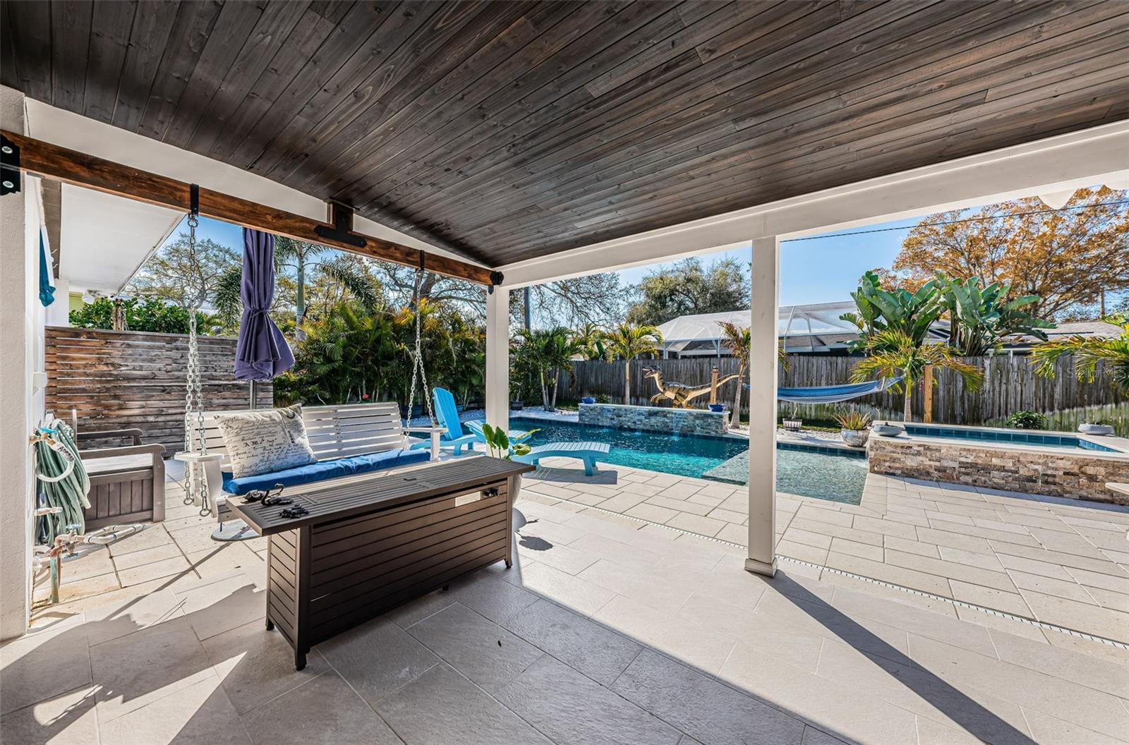 Image 35 of 53 For 1613 Elizabeth Lane