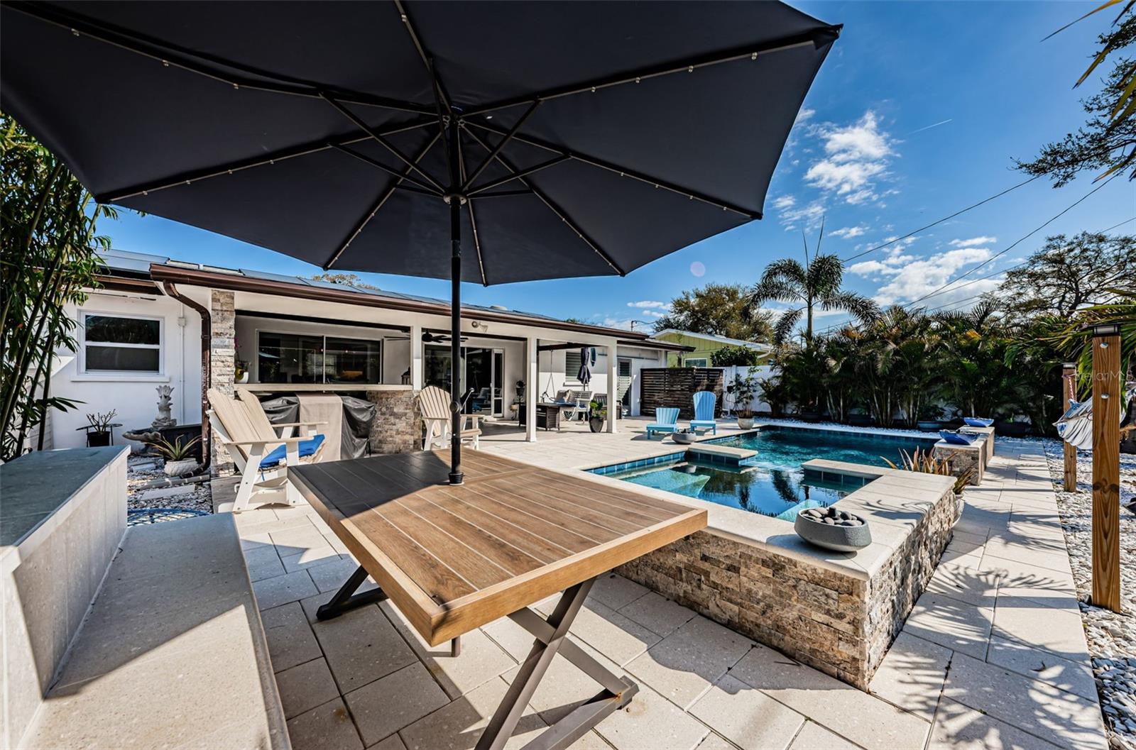 Image 37 of 53 For 1613 Elizabeth Lane