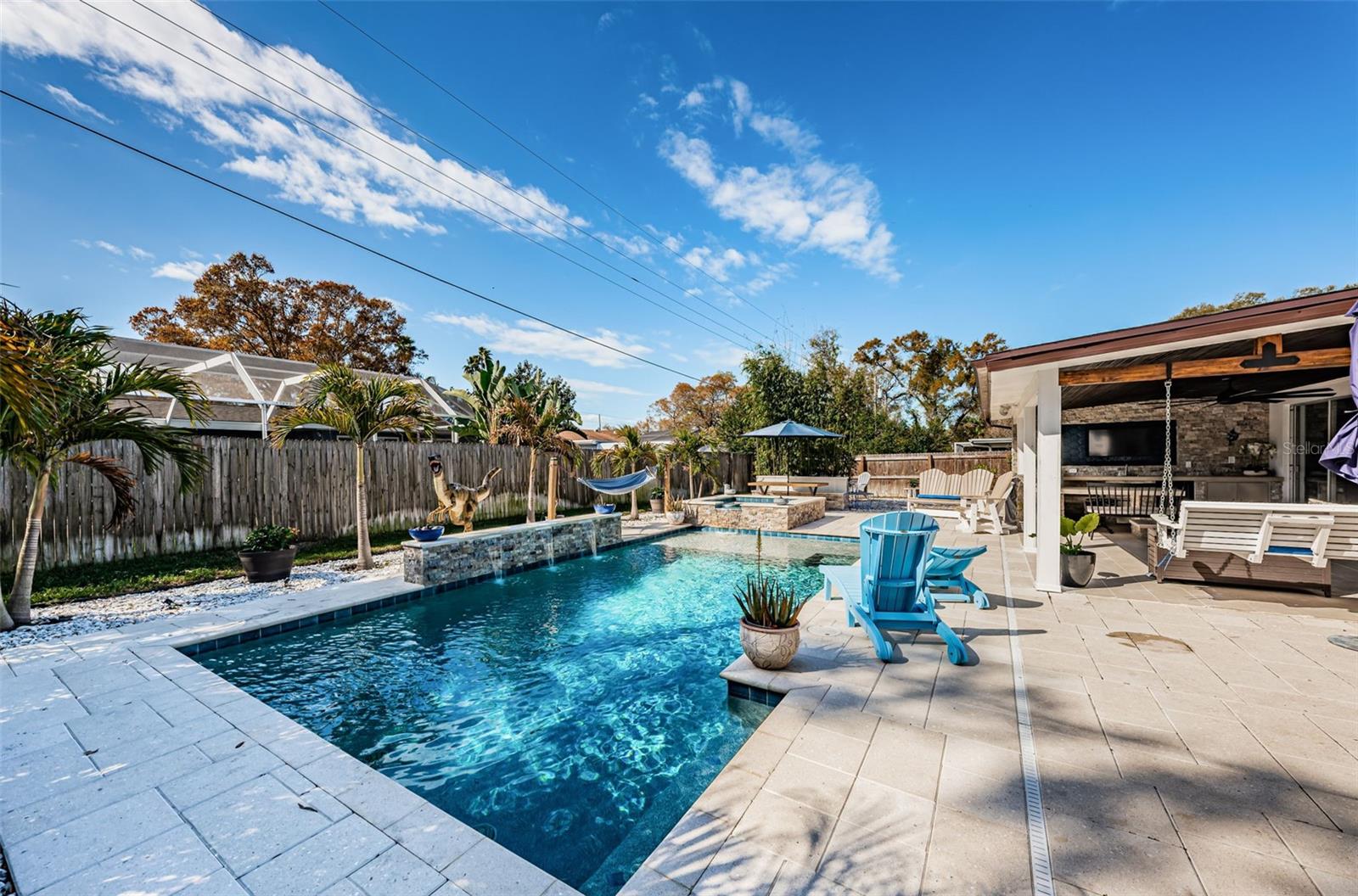 Image 40 of 53 For 1613 Elizabeth Lane