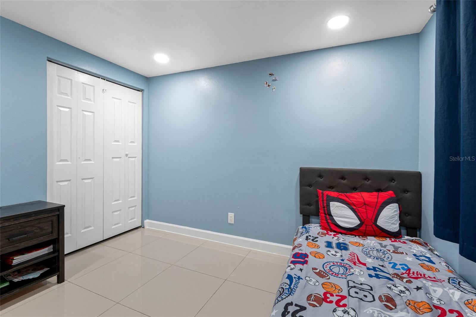 Image 20 of 35 For 10113 Royal Acres Court