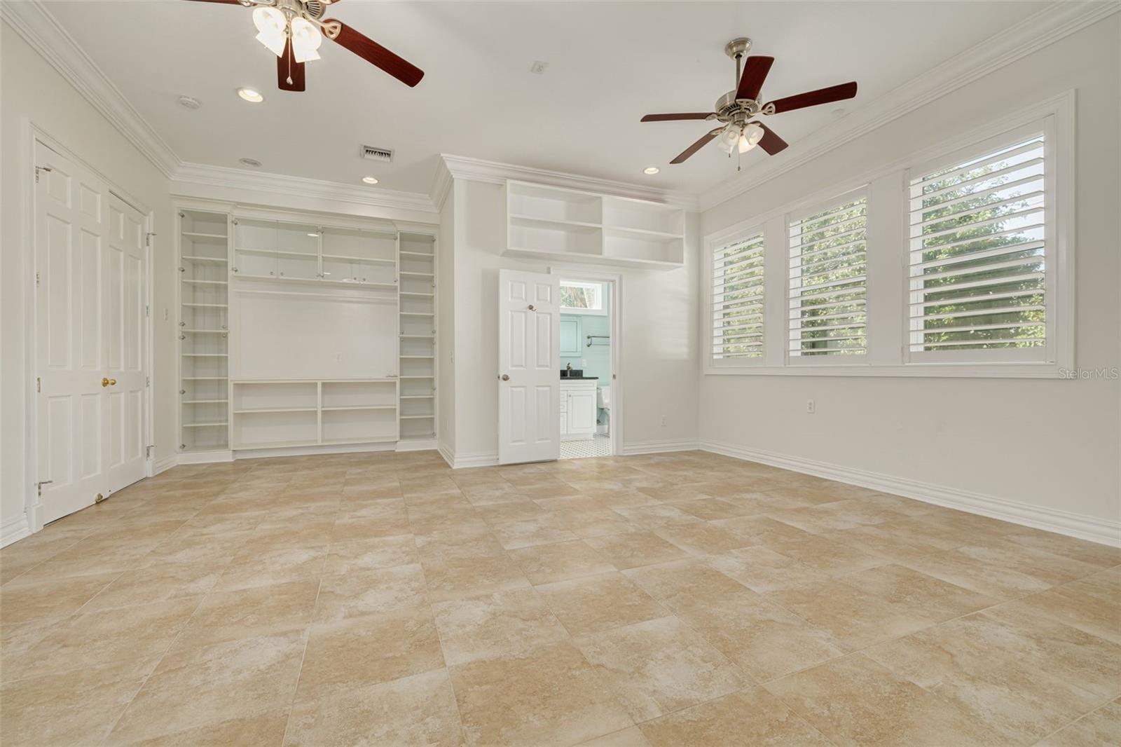 Image 15 of 77 For 333 30th Avenue N