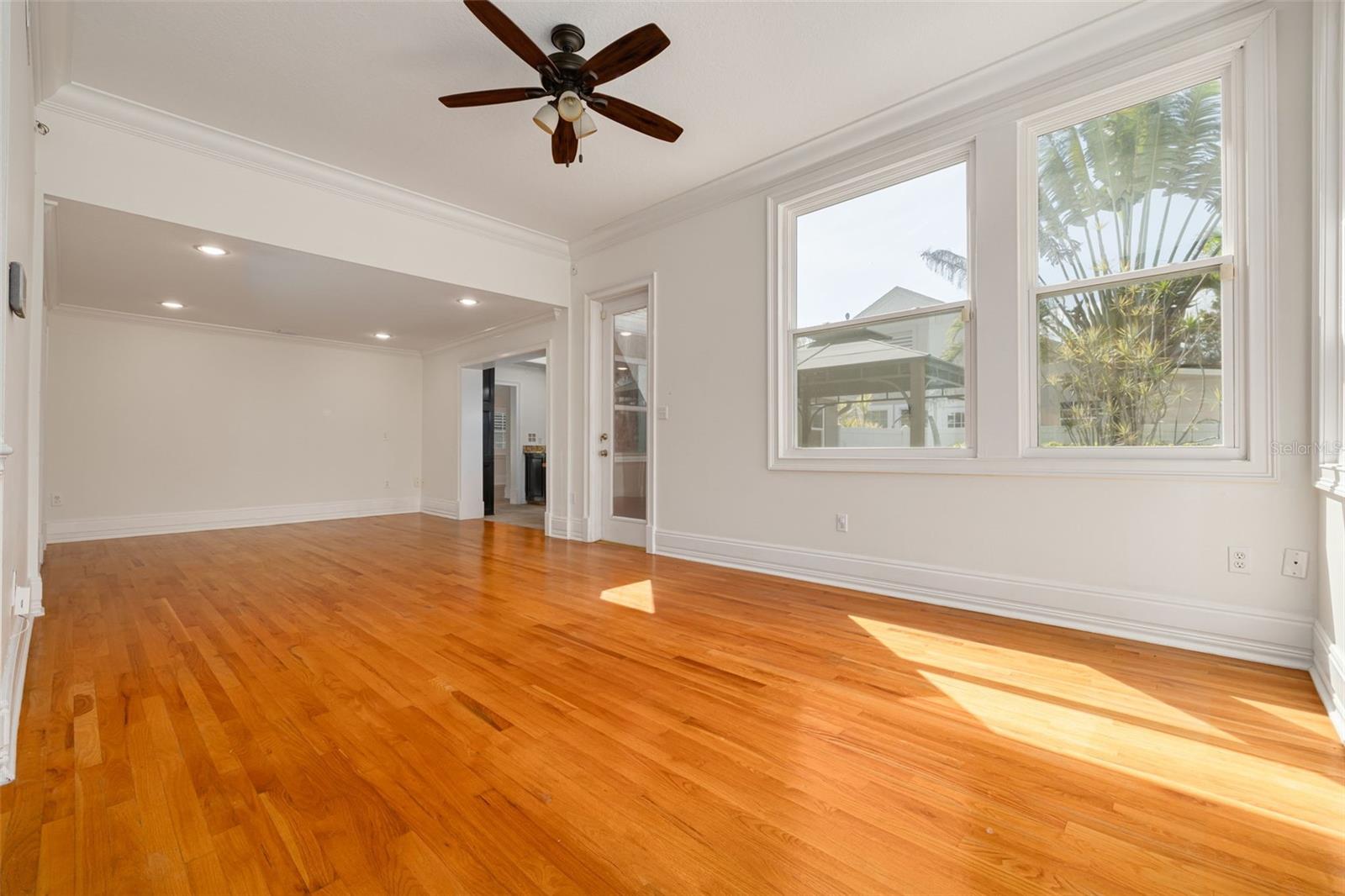 Image 38 of 77 For 333 30th Avenue N