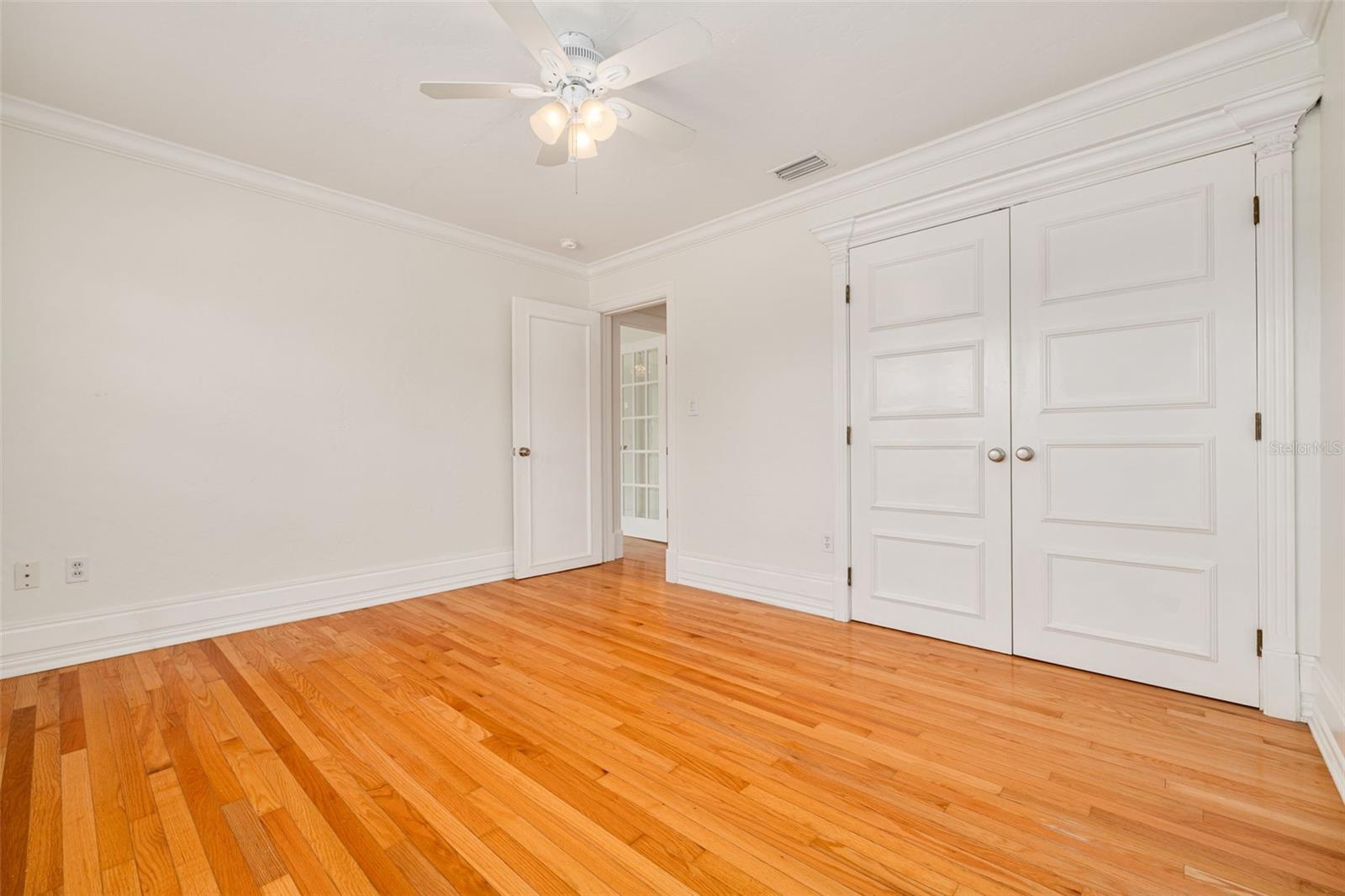 Image 52 of 77 For 333 30th Avenue N