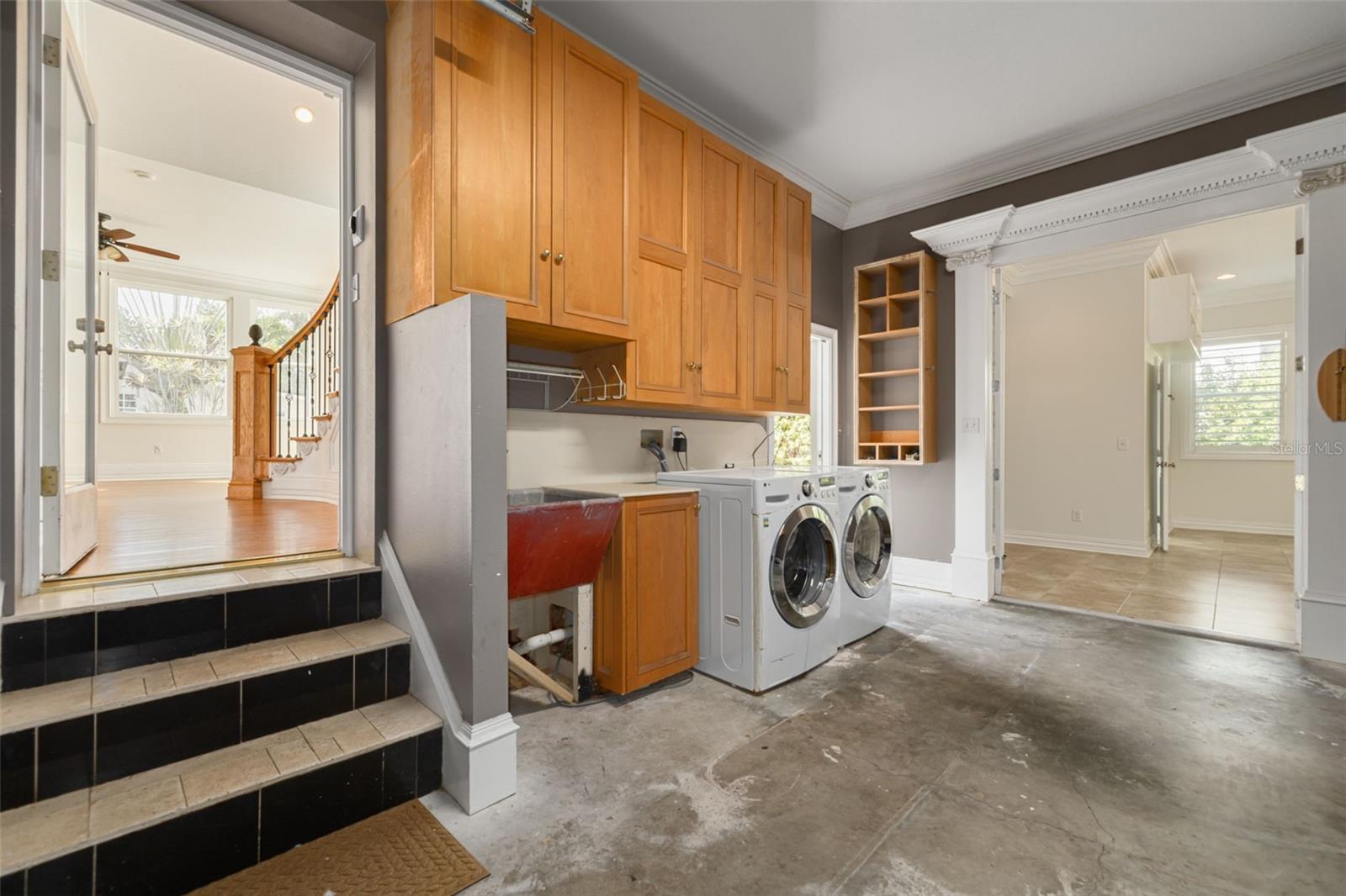 Image 56 of 77 For 333 30th Avenue N