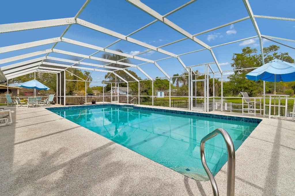 Image 36 of 48 For 1611 Sunnyhills Drive