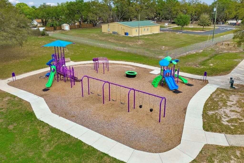 Image 46 of 48 For 1611 Sunnyhills Drive