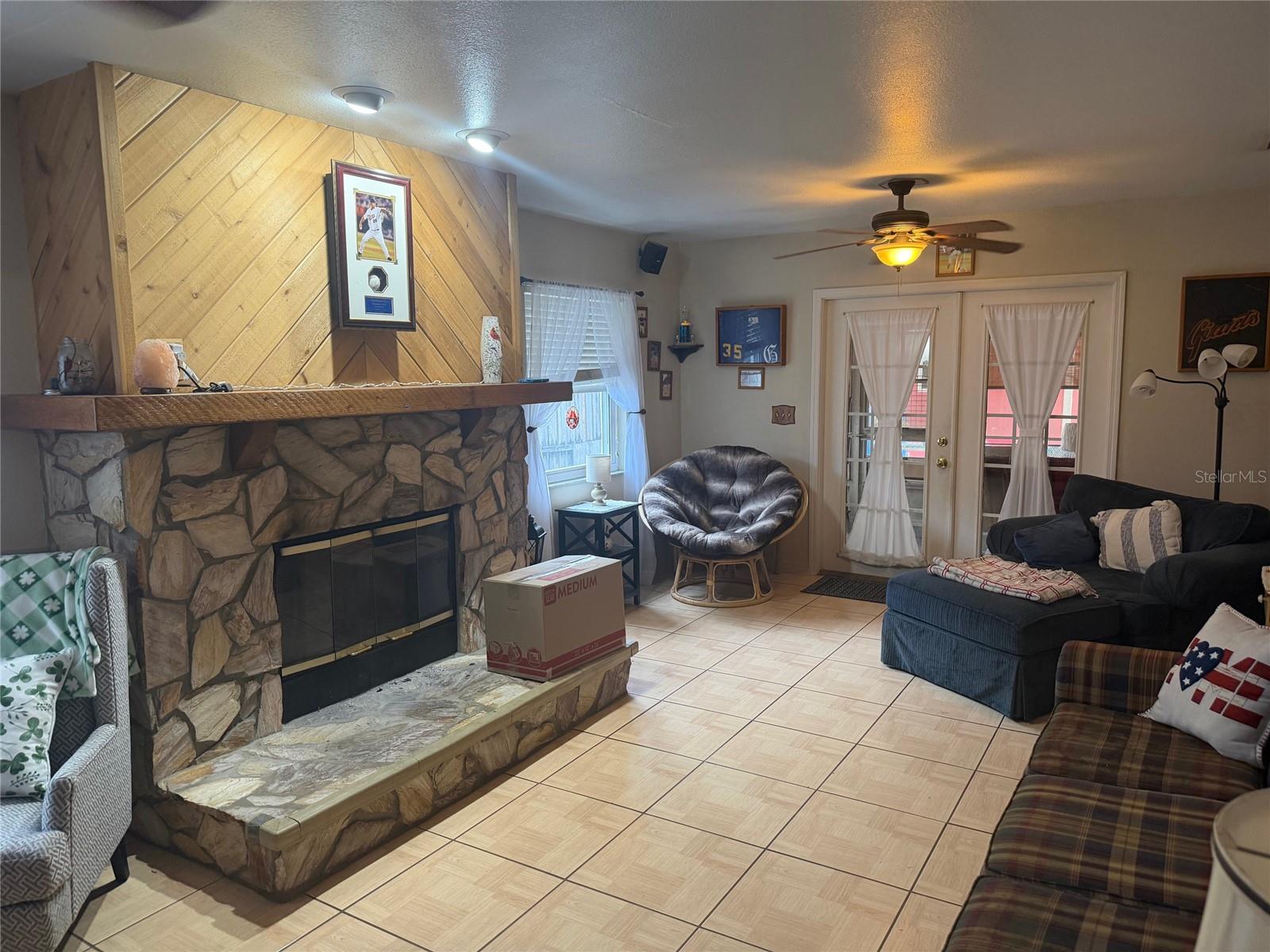 Image 3 of 14 For 4510 67th Avenue N