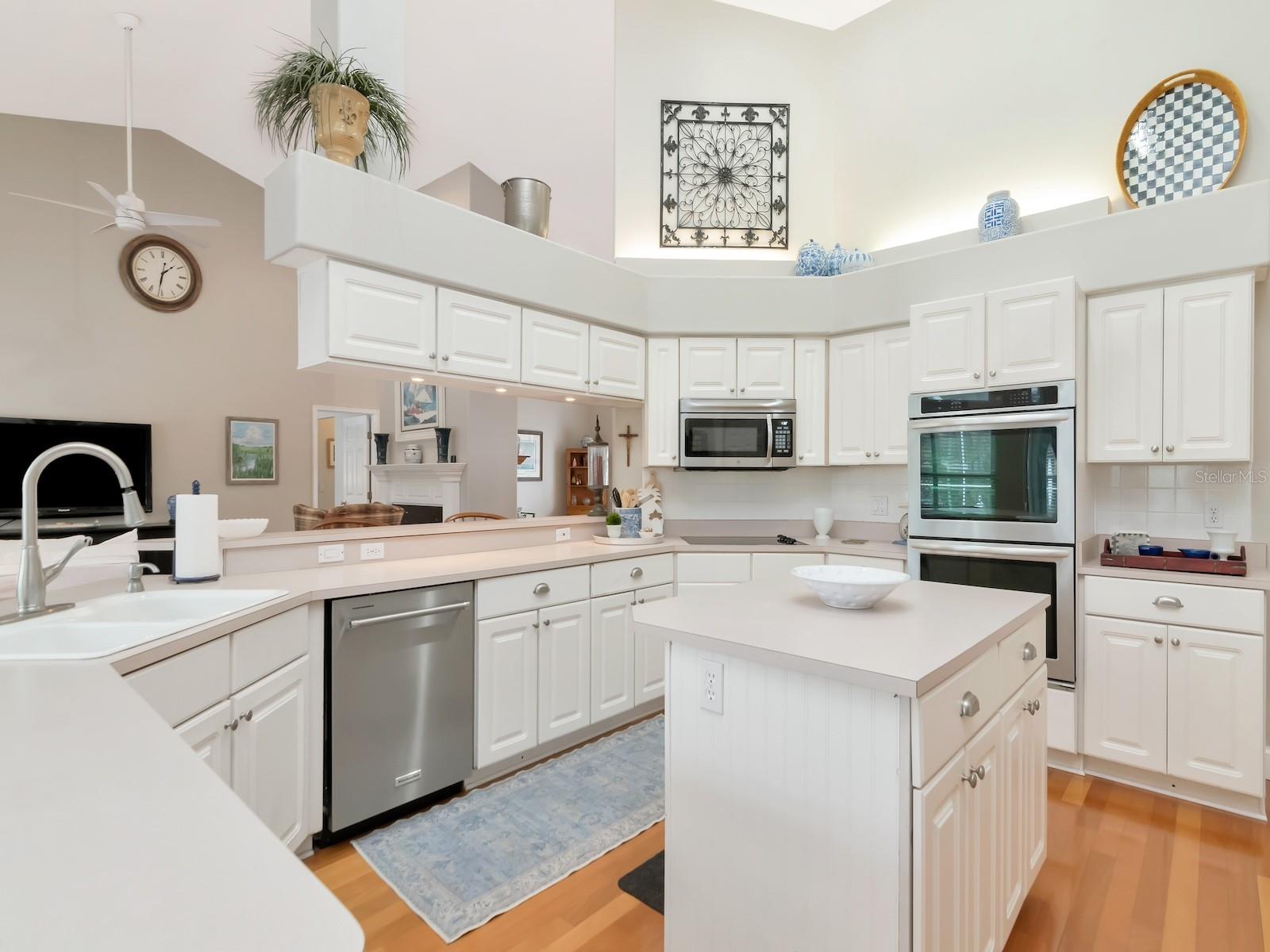 Image 16 of 67 For 5201 Silverado Way