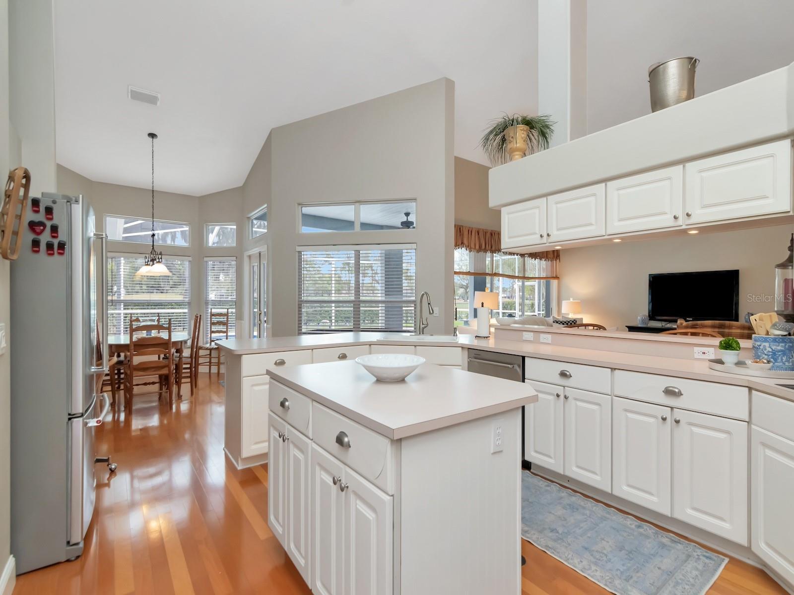 Image 17 of 67 For 5201 Silverado Way