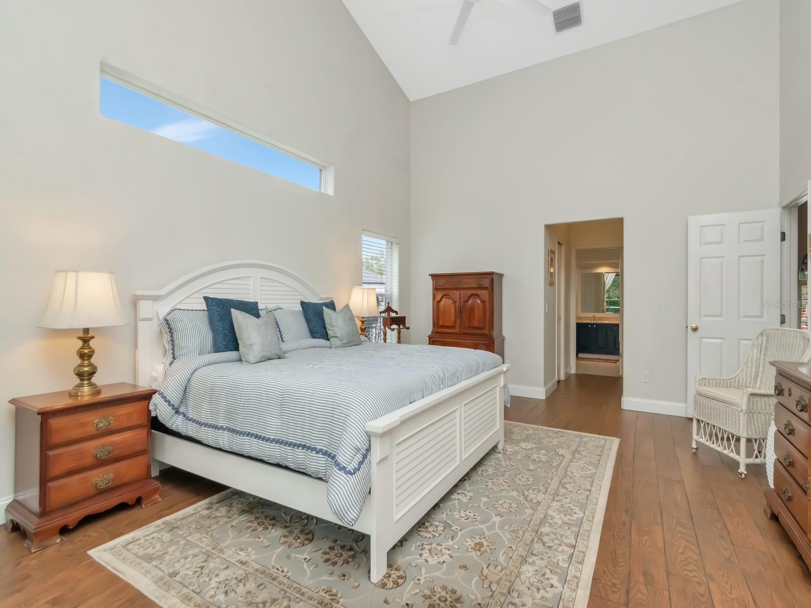 Image 20 of 67 For 5201 Silverado Way