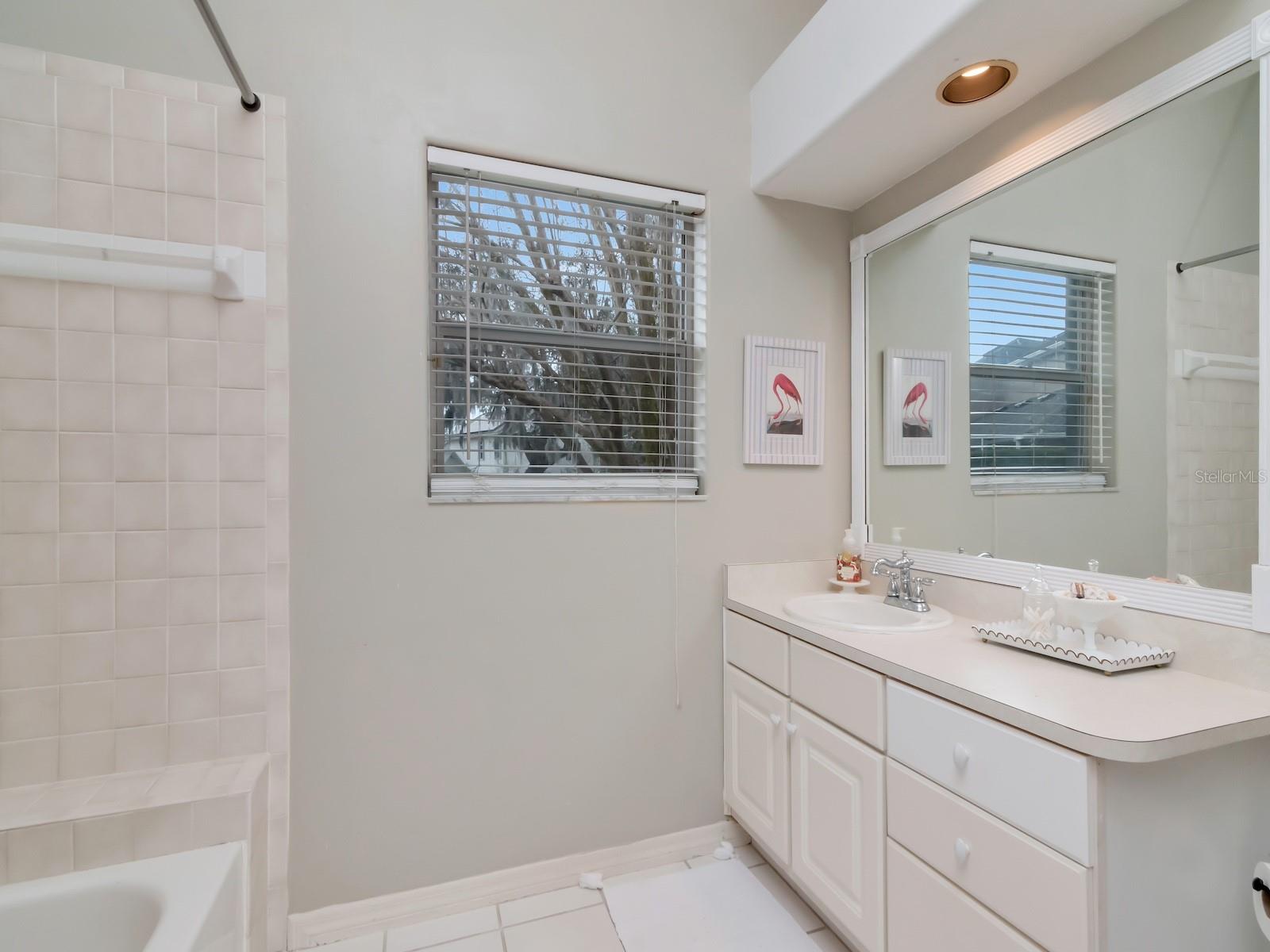 Image 25 of 67 For 5201 Silverado Way