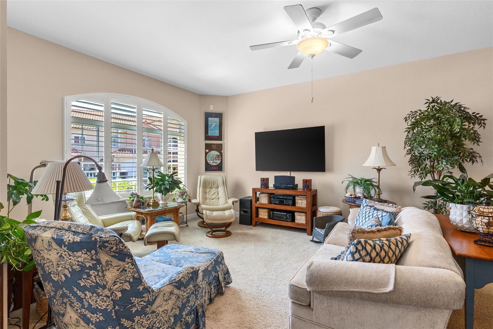 Image 10 of 60 For 6339 Vista Verde Drive E