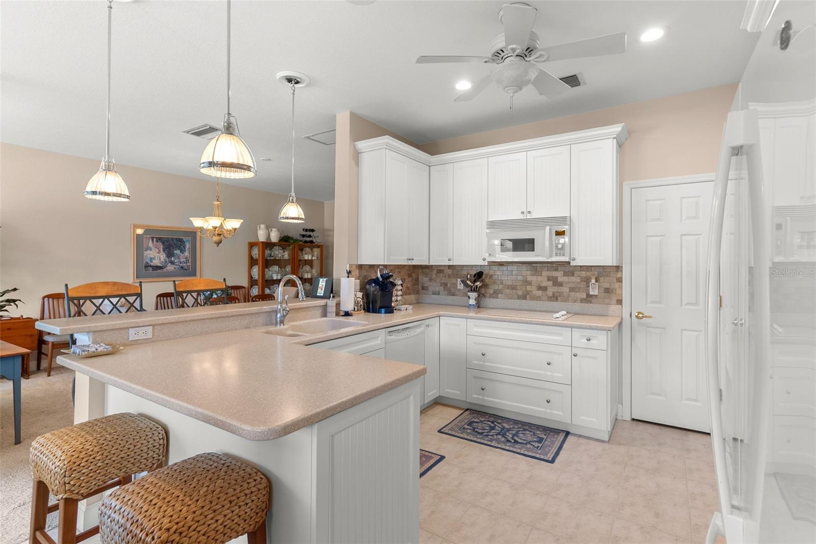 Image 15 of 60 For 6339 Vista Verde Drive E