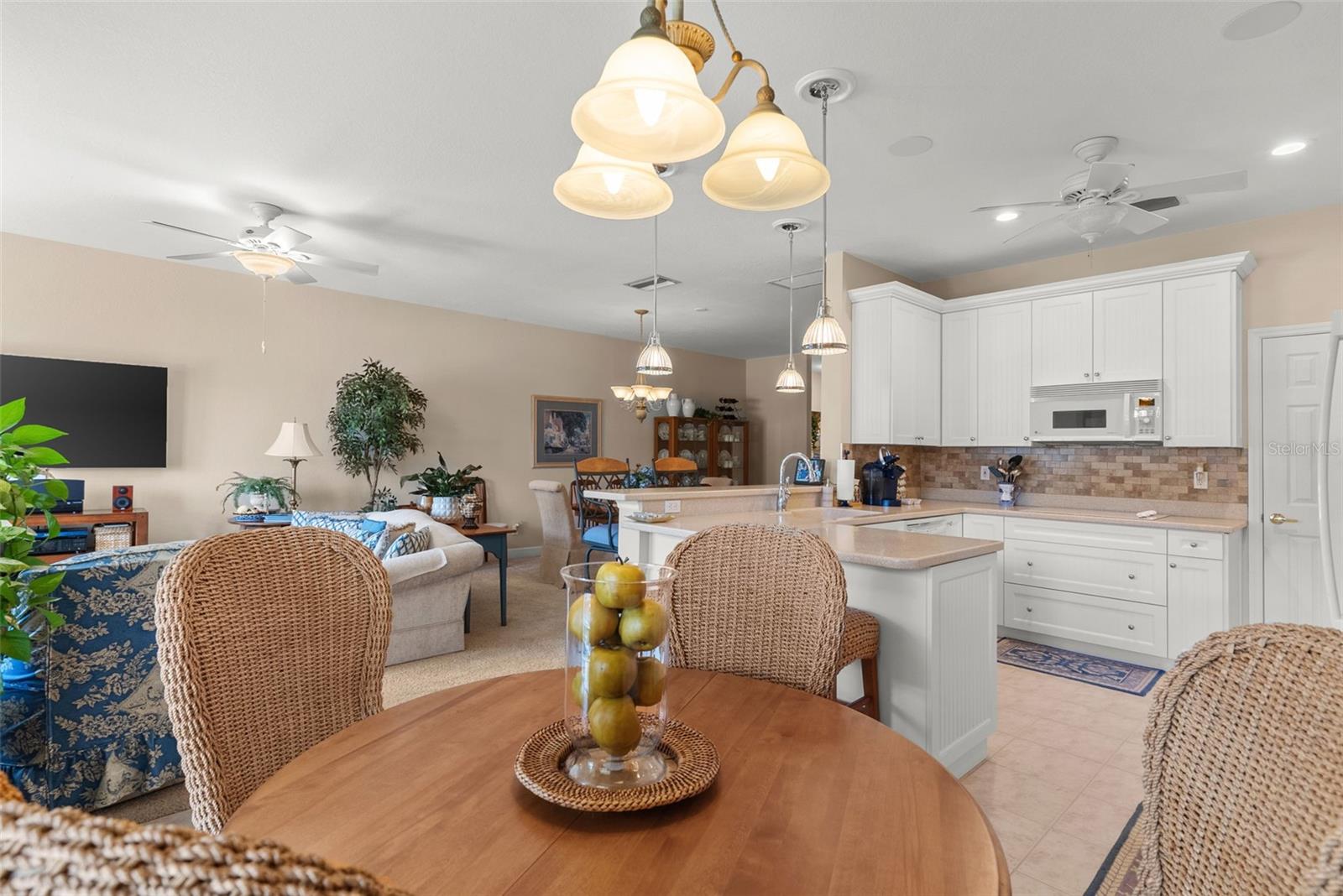 Image 19 of 60 For 6339 Vista Verde Drive E