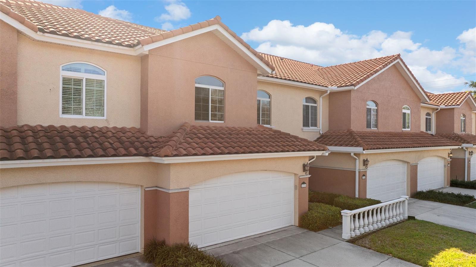 Image 3 of 60 For 6339 Vista Verde Drive E