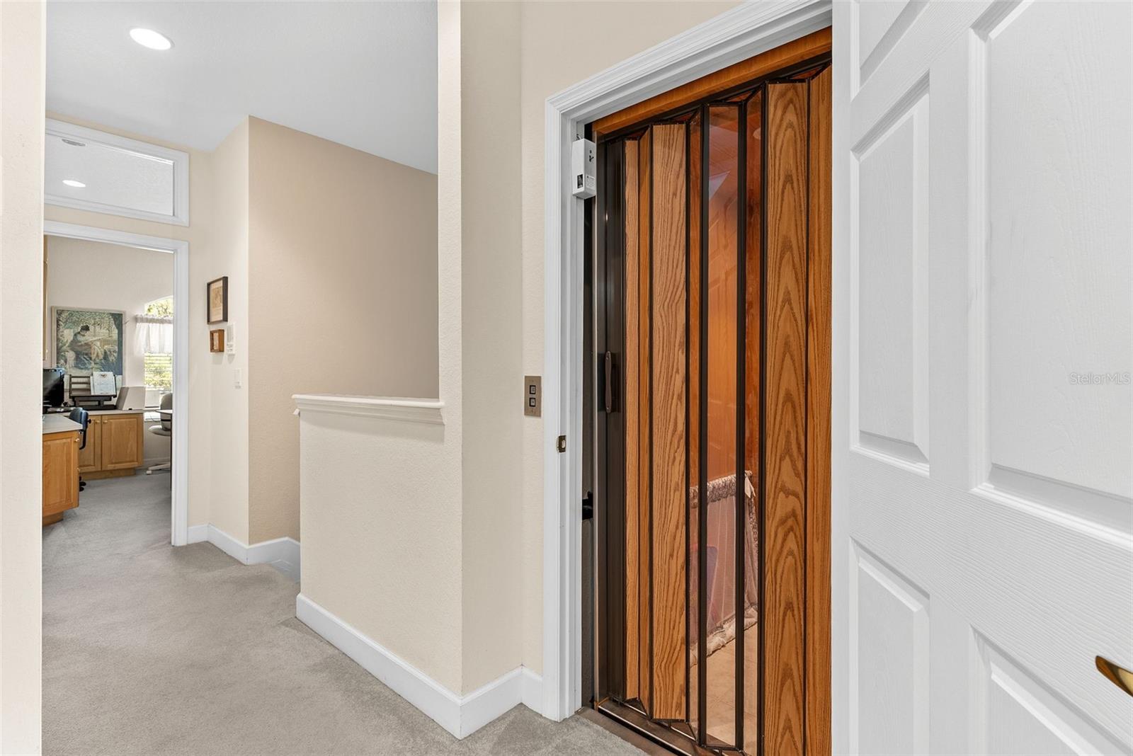 Image 32 of 60 For 6339 Vista Verde Drive E