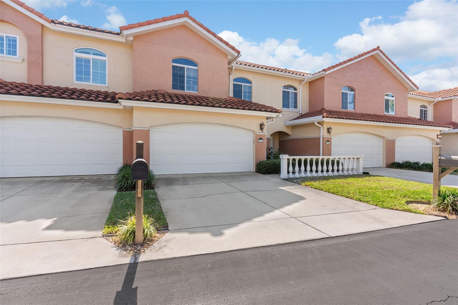 Image 6 of 60 For 6339 Vista Verde Drive E