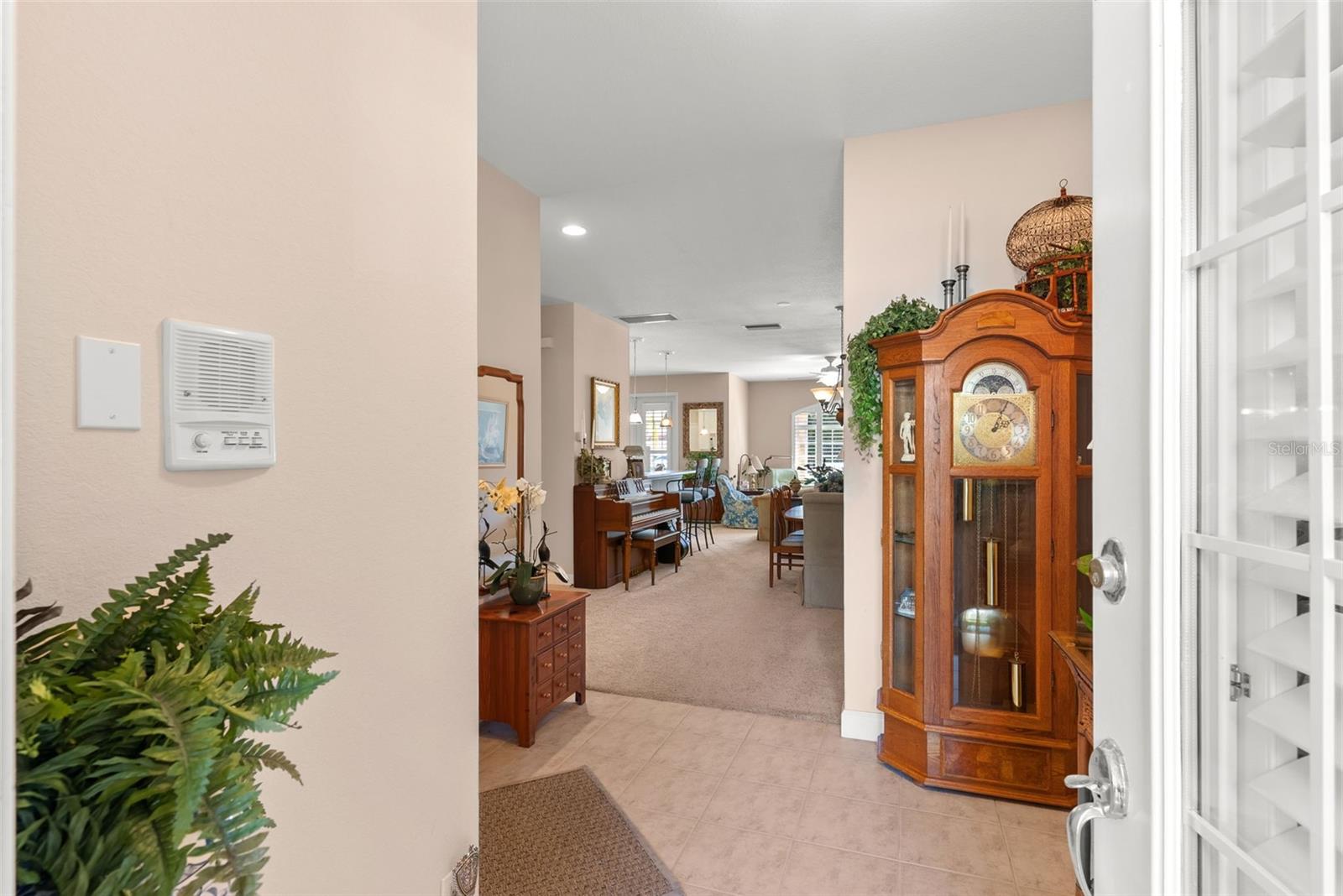 Image 8 of 60 For 6339 Vista Verde Drive E