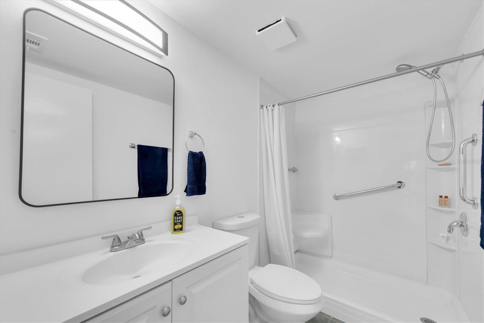 Image 14 of 18 For 11410 8th Way N 311