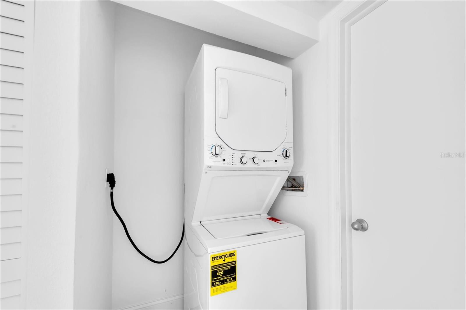 Image 15 of 18 For 11410 8th Way N 311