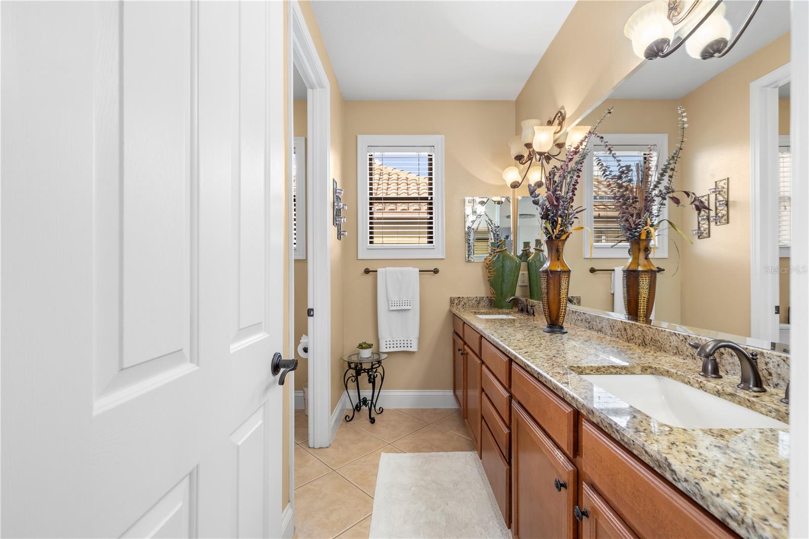 Image 25 of 100 For 20120 Shady Hill Lane