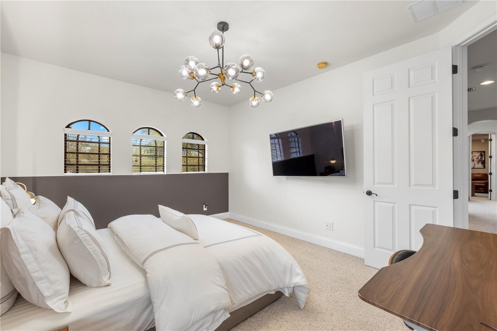 Image 28 of 100 For 20120 Shady Hill Lane