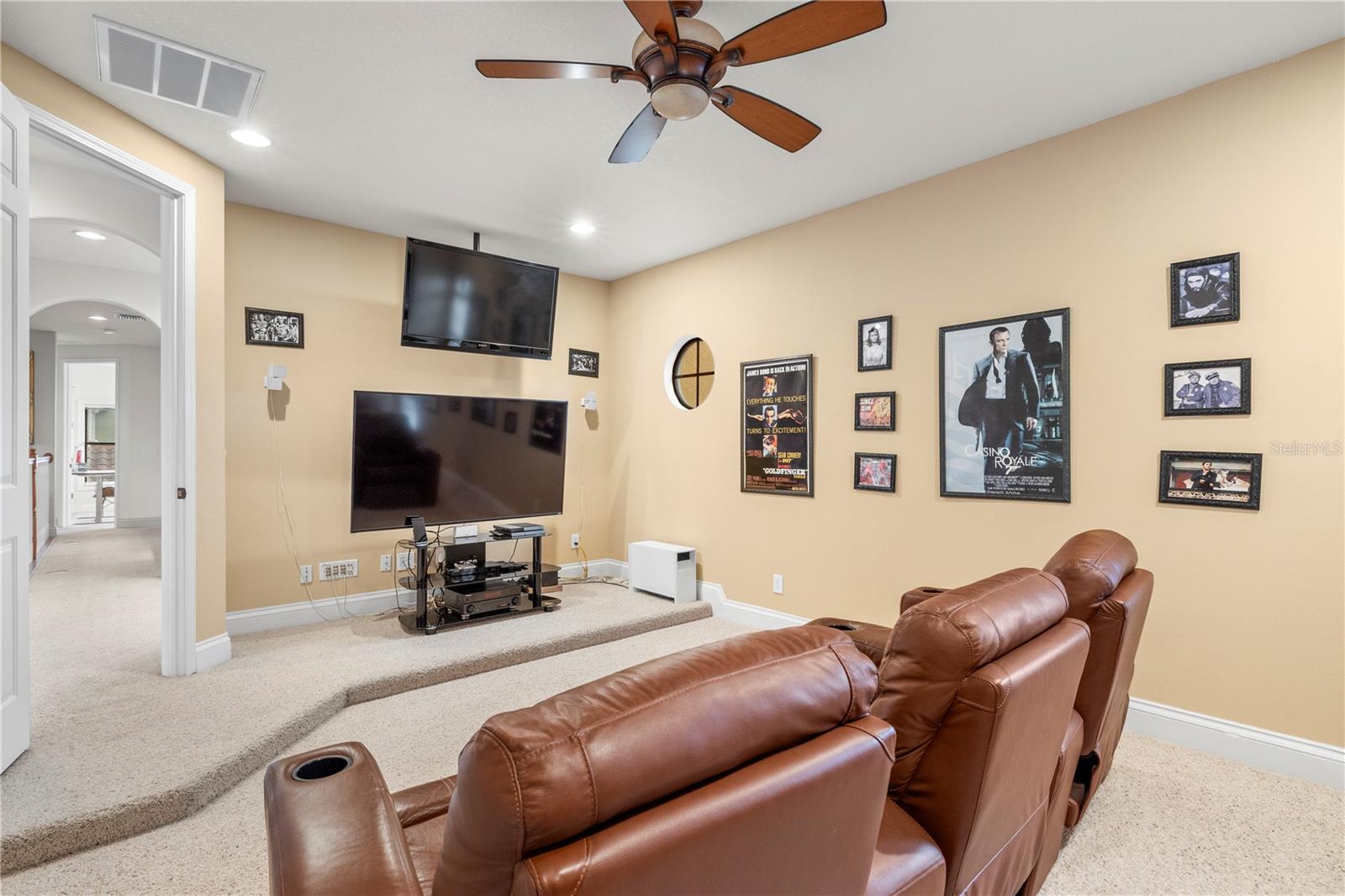 Image 34 of 100 For 20120 Shady Hill Lane