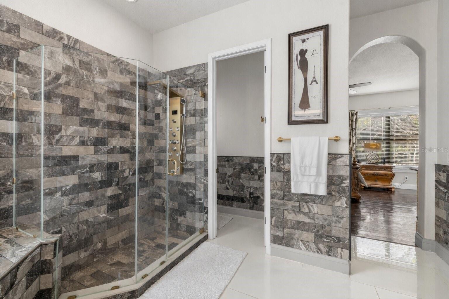 Image 64 of 100 For 20120 Shady Hill Lane