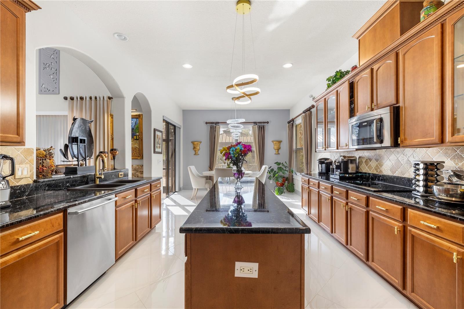 Image 8 of 100 For 20120 Shady Hill Lane