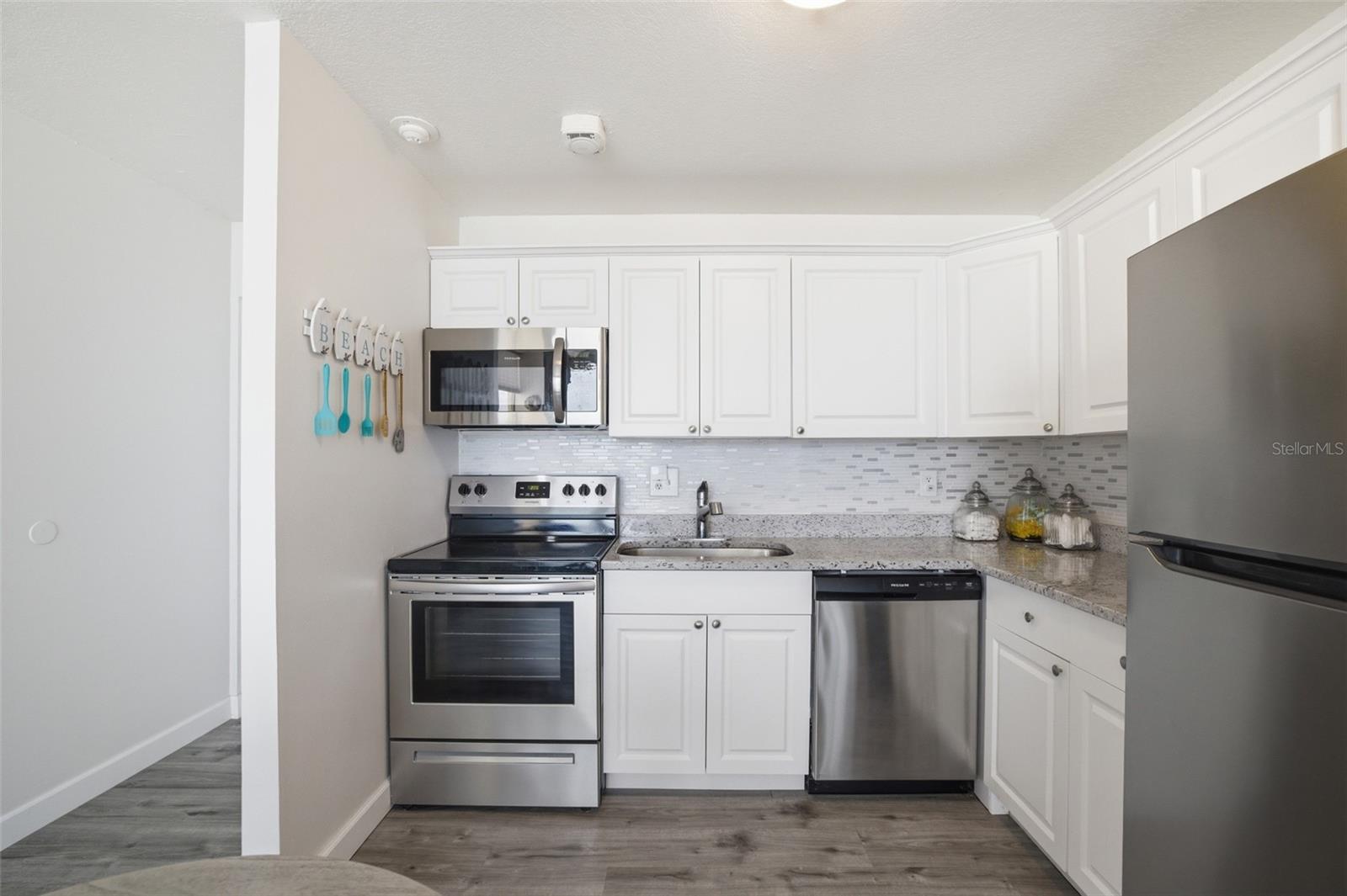 Image 10 of 24 For 7360 Estero Boulevard 405