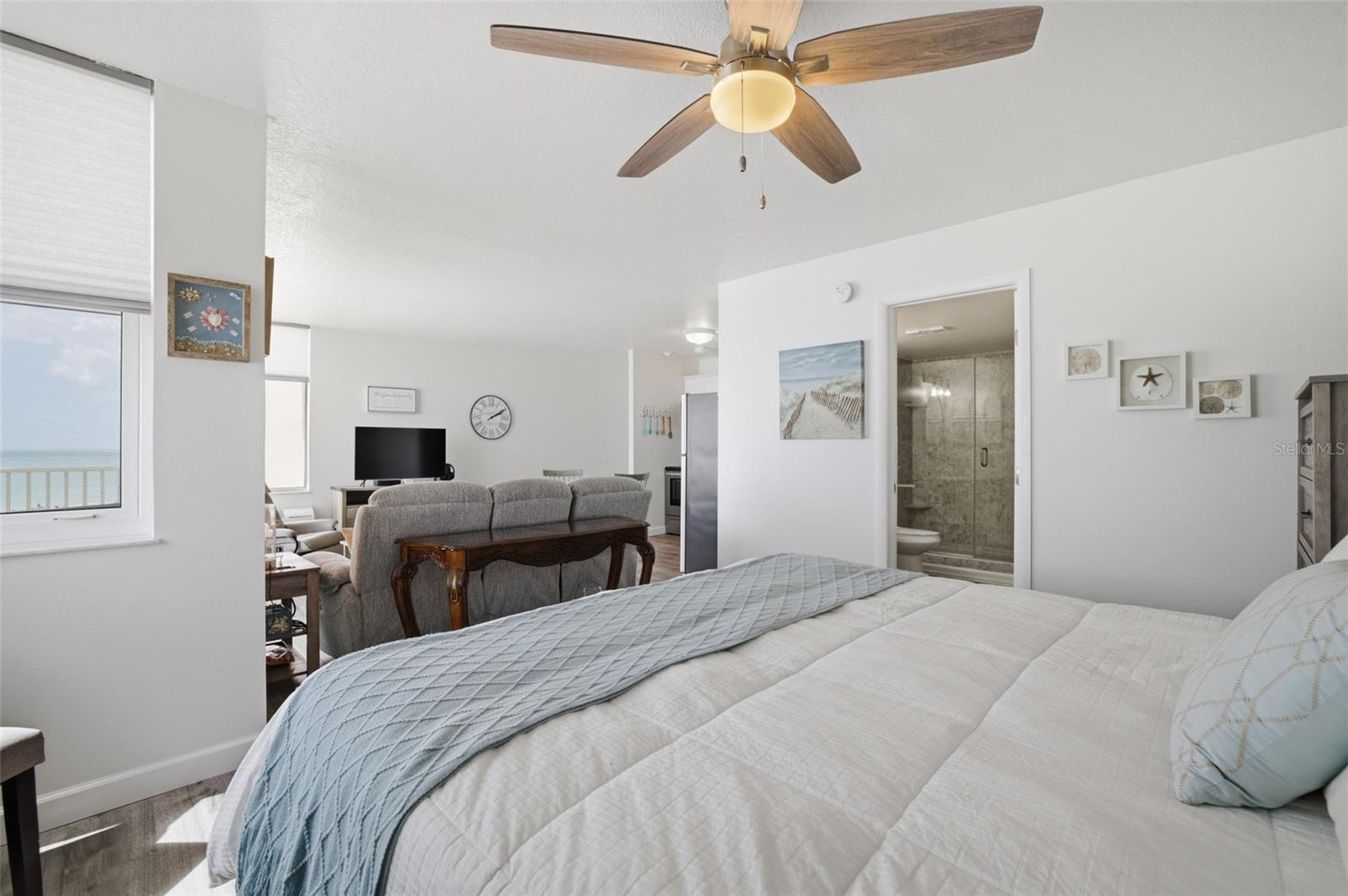 Image 15 of 24 For 7360 Estero Boulevard 405