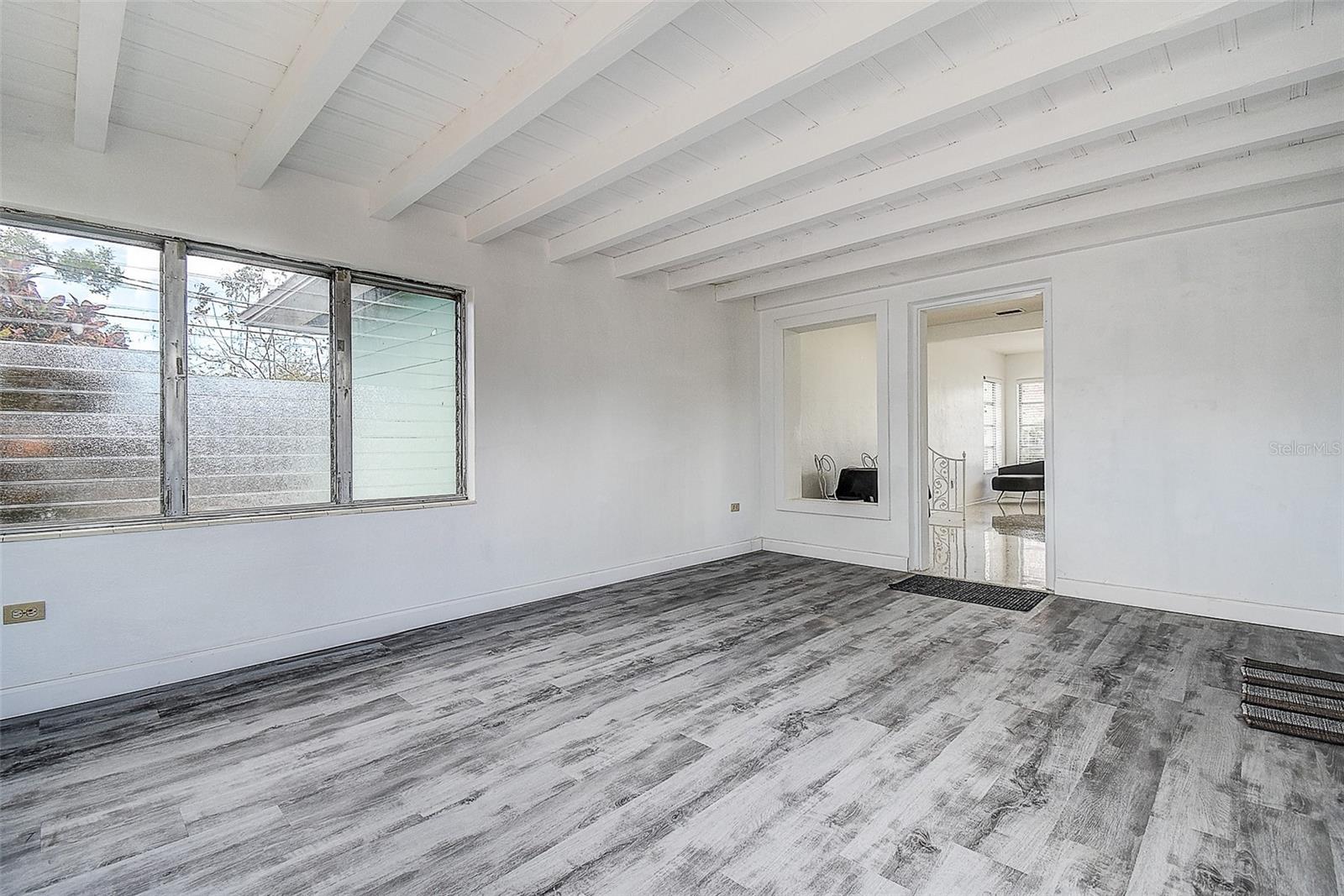 Image 21 of 35 For 5236 32nd Terrace N