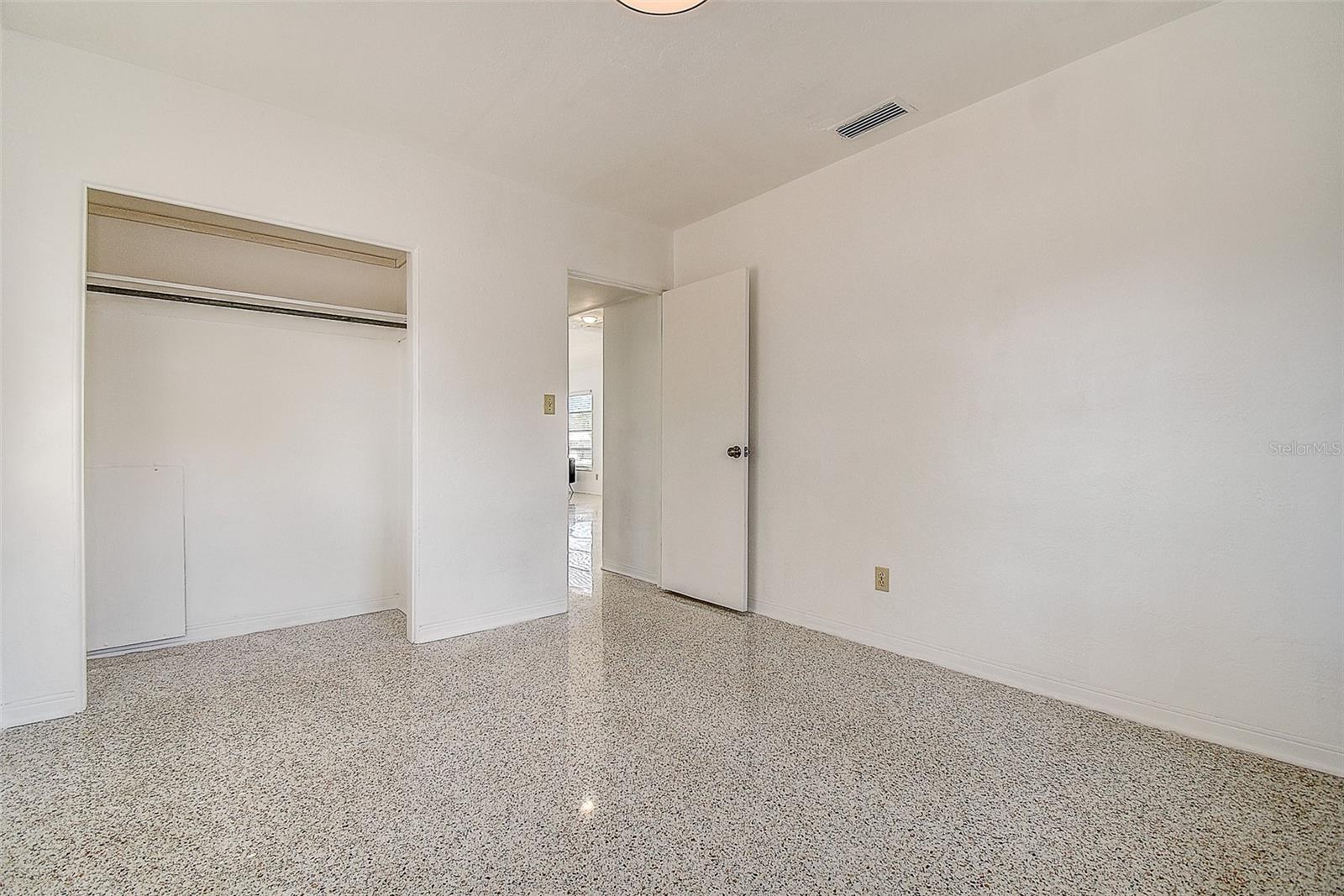 Image 26 of 35 For 5236 32nd Terrace N