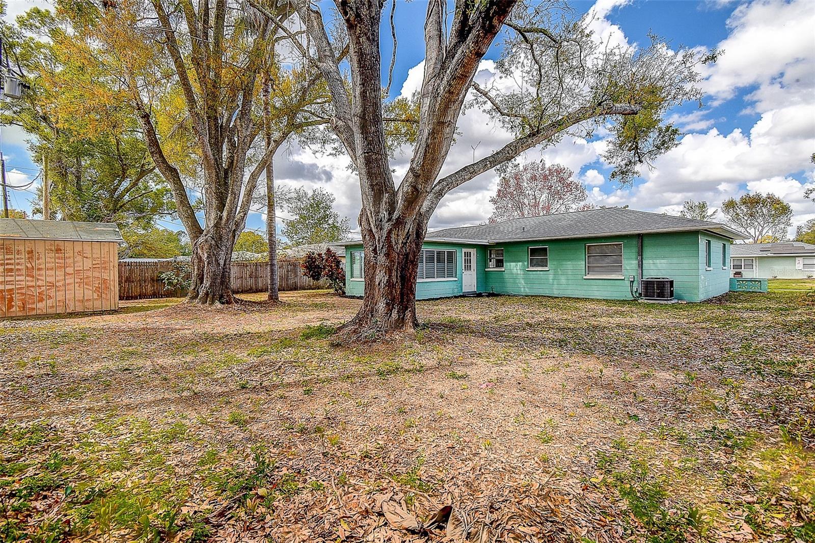 Image 32 of 35 For 5236 32nd Terrace N